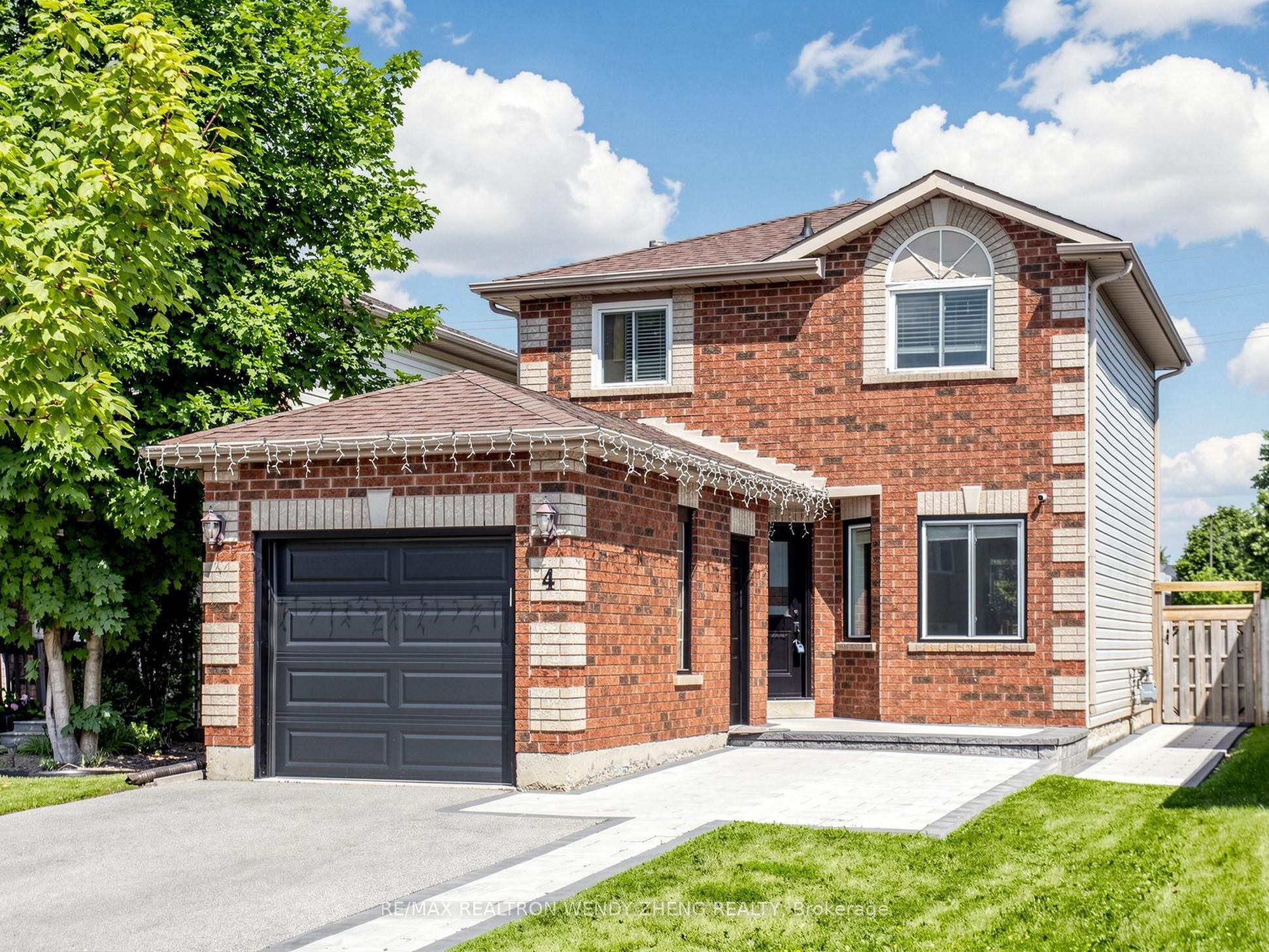4 GARIBALDI Drive, Barrie, ON L4N 8C3 photo 2