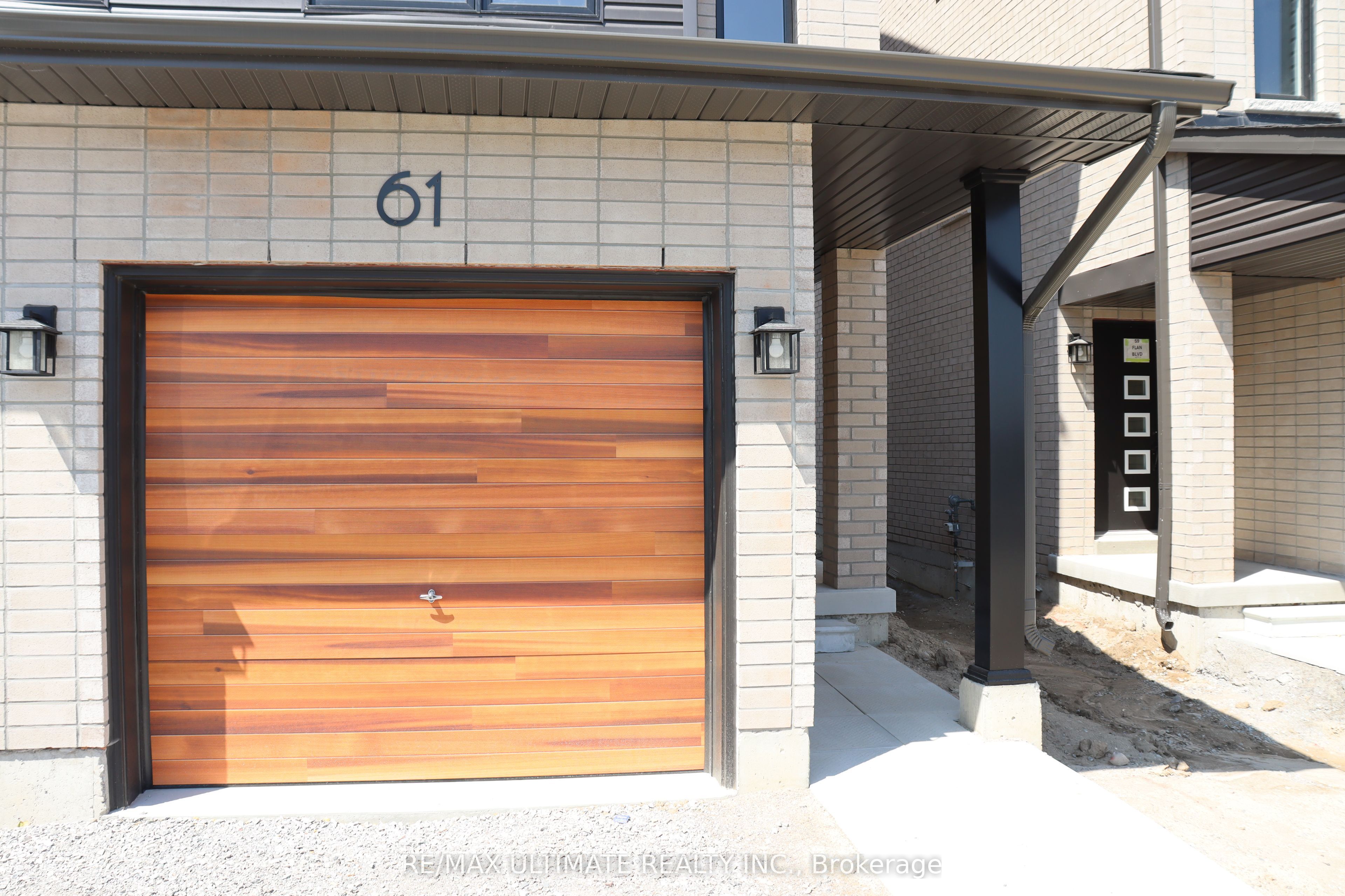 61 Flan Boulevard, Barrie, ON L9J 1C6 photo 2
