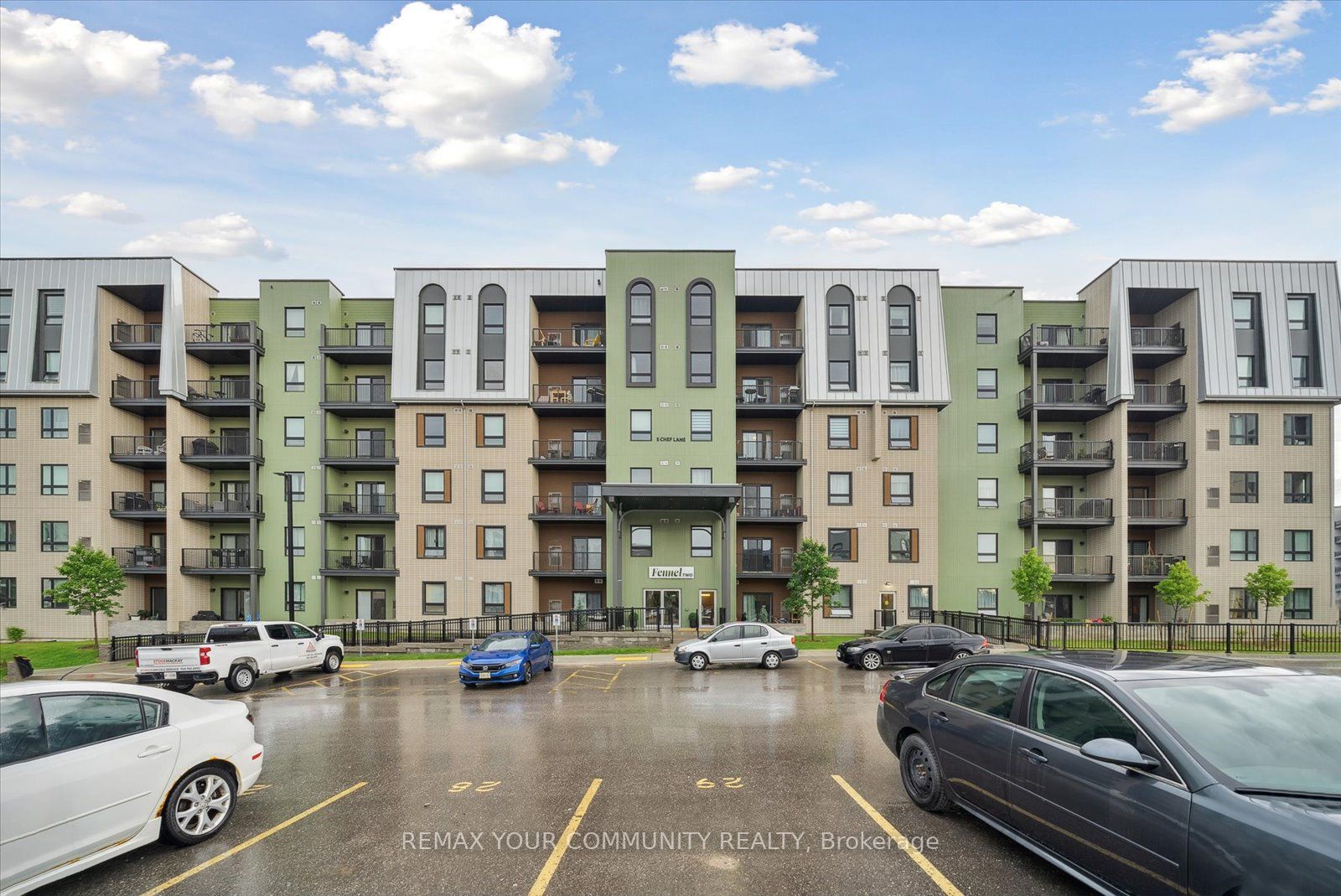 5 Chef Lane 204, Barrie, ON L9J 0J8 photo 2