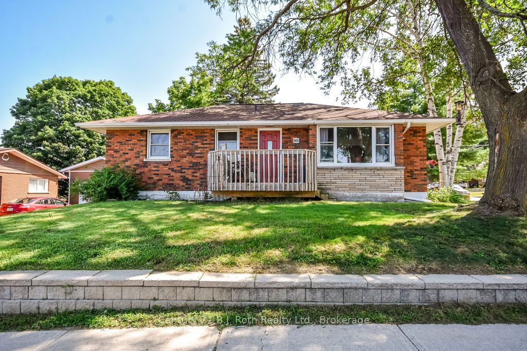 449 Irwin Street, Midland, ON L4R 2V6
