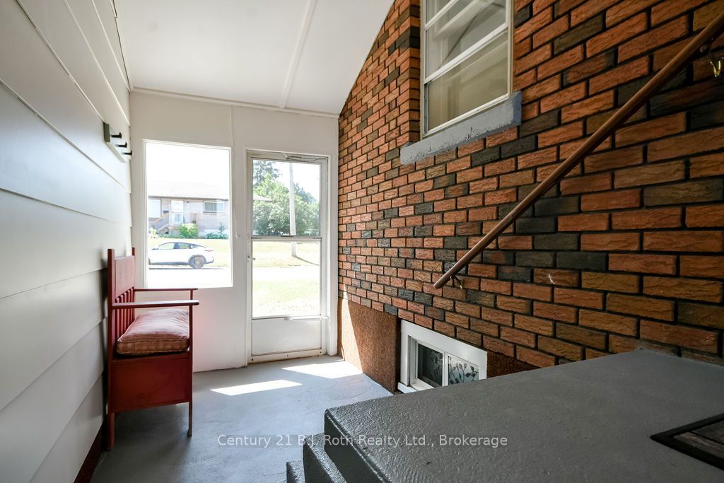 449 Irwin Street, Midland, ON L4R 2V6 photo 4