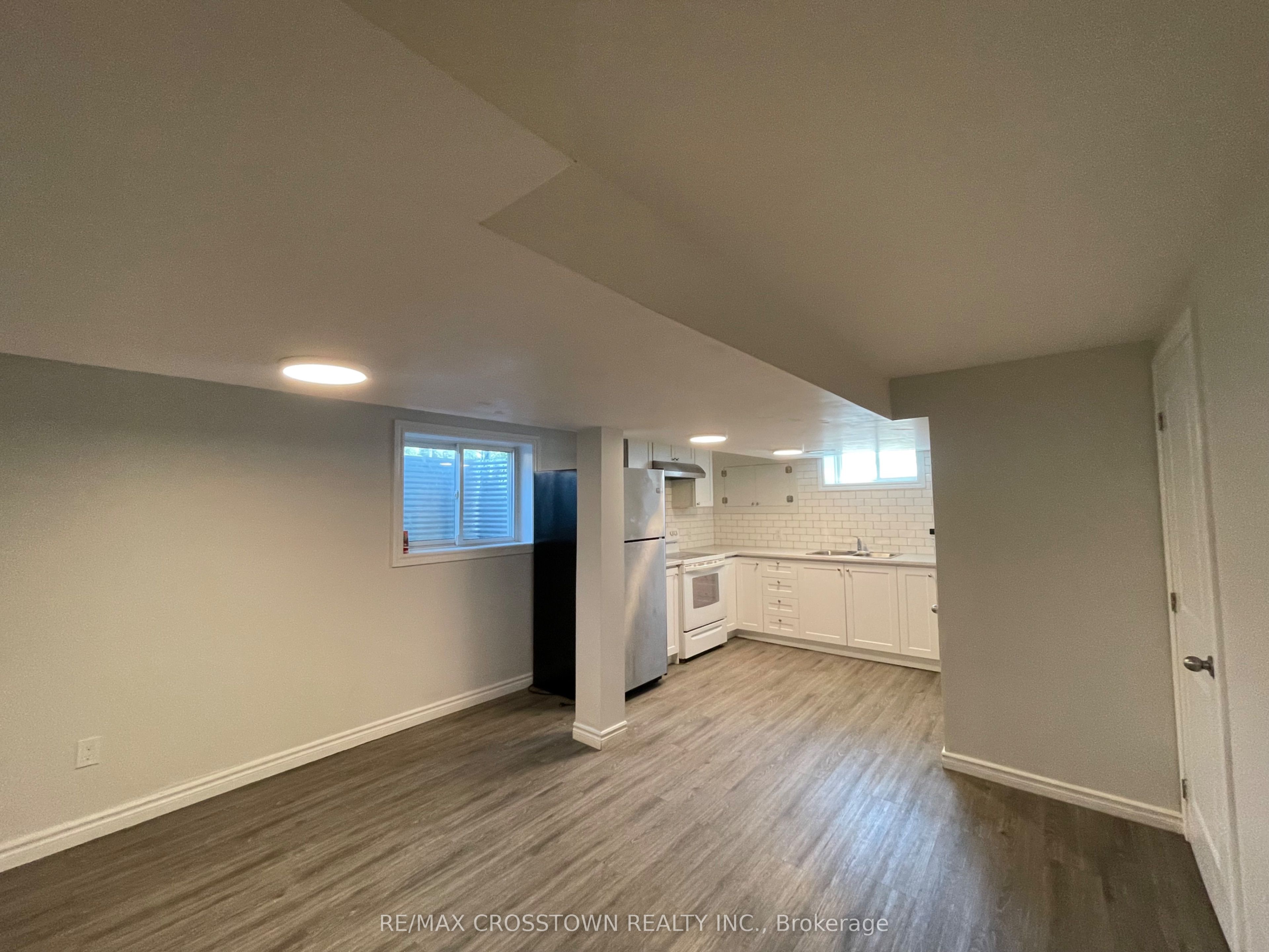 76A (BASEMENT) Owen Street A-BASEMENT, Barrie, ON L4M 3H5