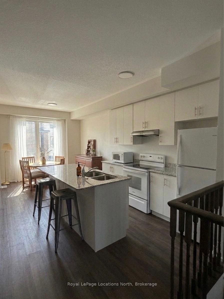 10 Winters Crescent, Collingwood, ON L9Y 5T1 photo 4