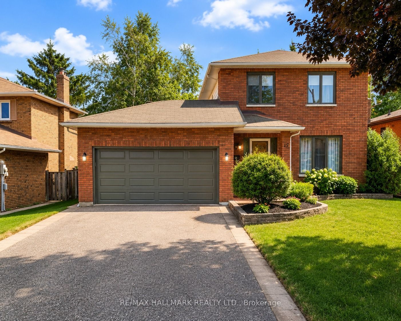 15 Byron Crescent, Barrie, ON L4N 6G6 photo 3