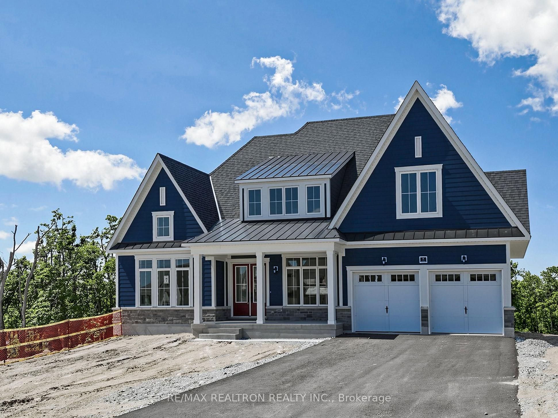8 Radome Drive, Oro-Medonte, ON L0L 2L0