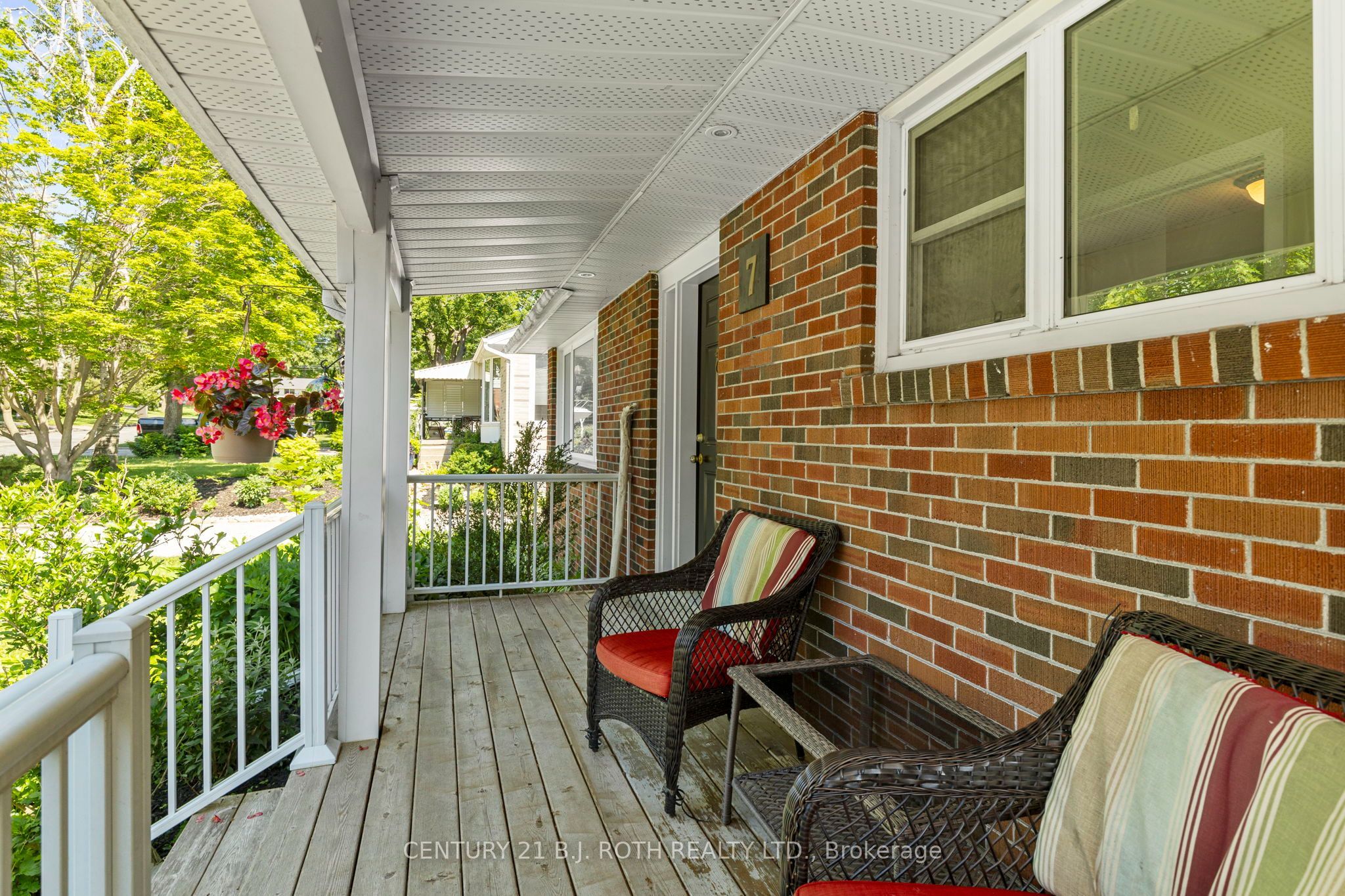 7 Vine Street, Barrie, ON L4N 2B1 photo 3