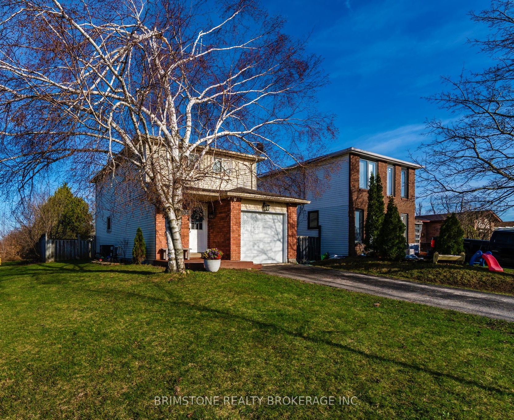 104 Hickling Trail, Barrie, ON L4M 5T4 photo 3