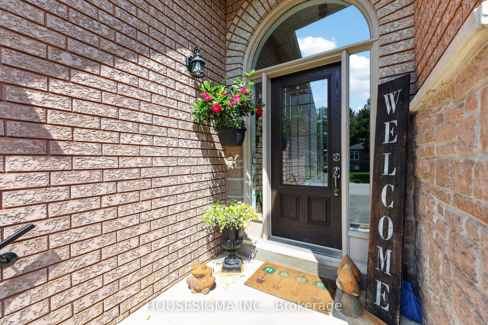 123 Fernbrook Drive, Wasaga Beach, ON L9Z 1G6 photo 3