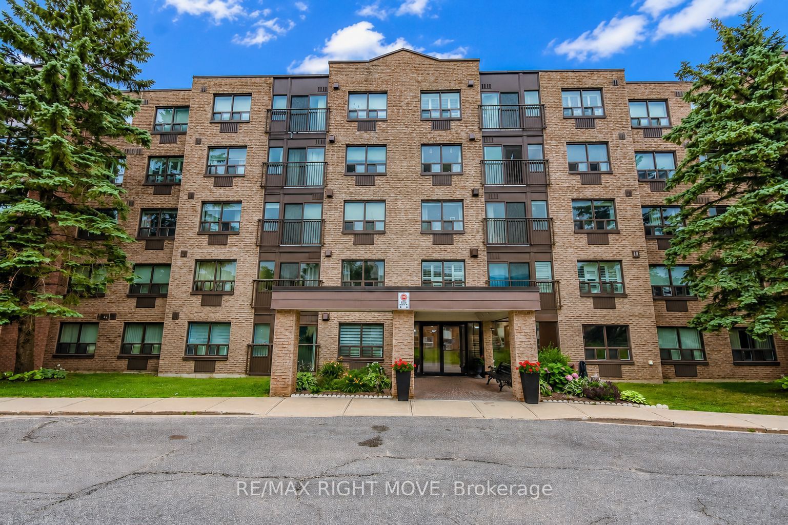 54 Fittons Road W 306, Orillia, ON L3V 3T9 photo 4