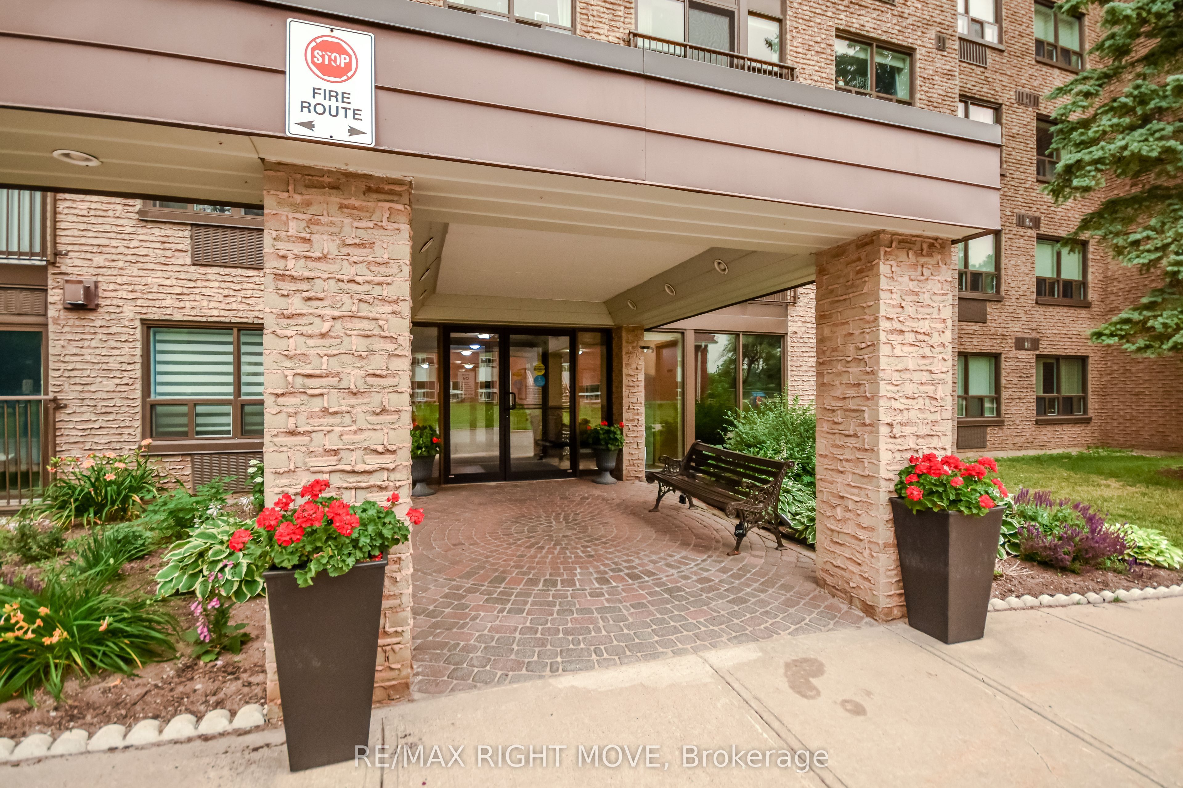 54 Fittons Road W 306, Orillia, ON L3V 3T9 photo 5