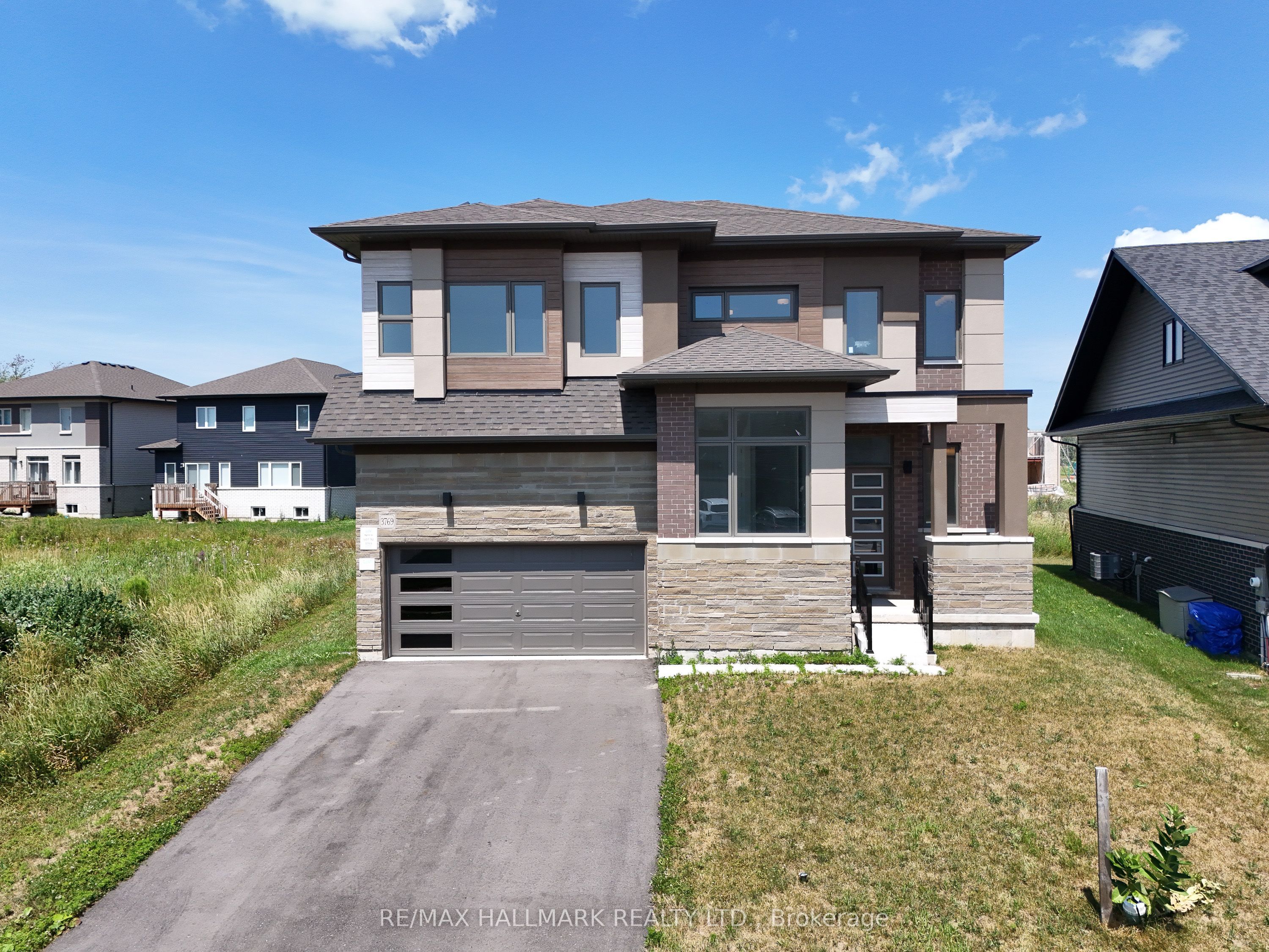 3769 Sunbank Crescent, Severn, ON L3V 8N2 photo 4