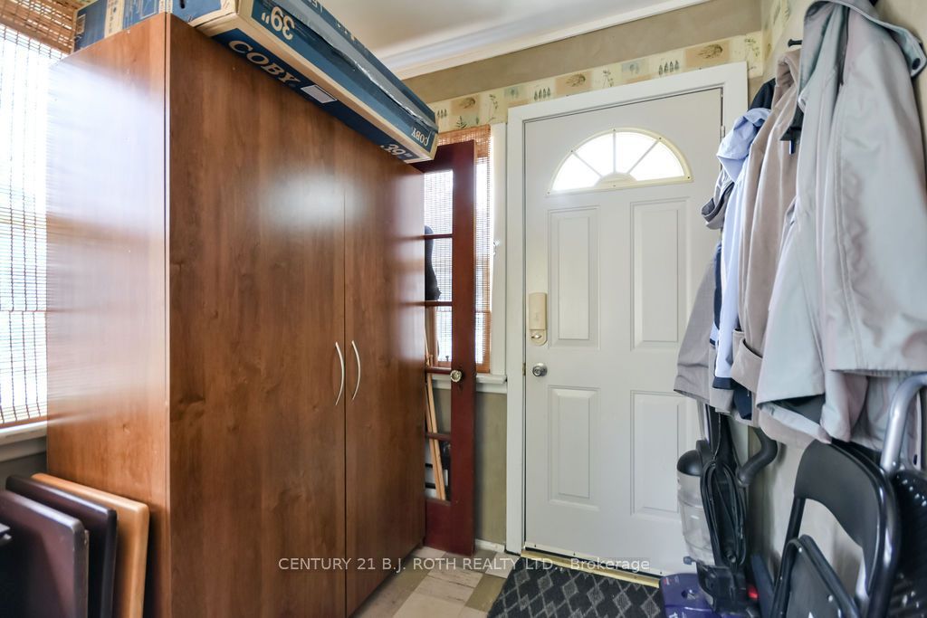 124 MARY Street, Orillia, ON L3V 3E2 photo 5