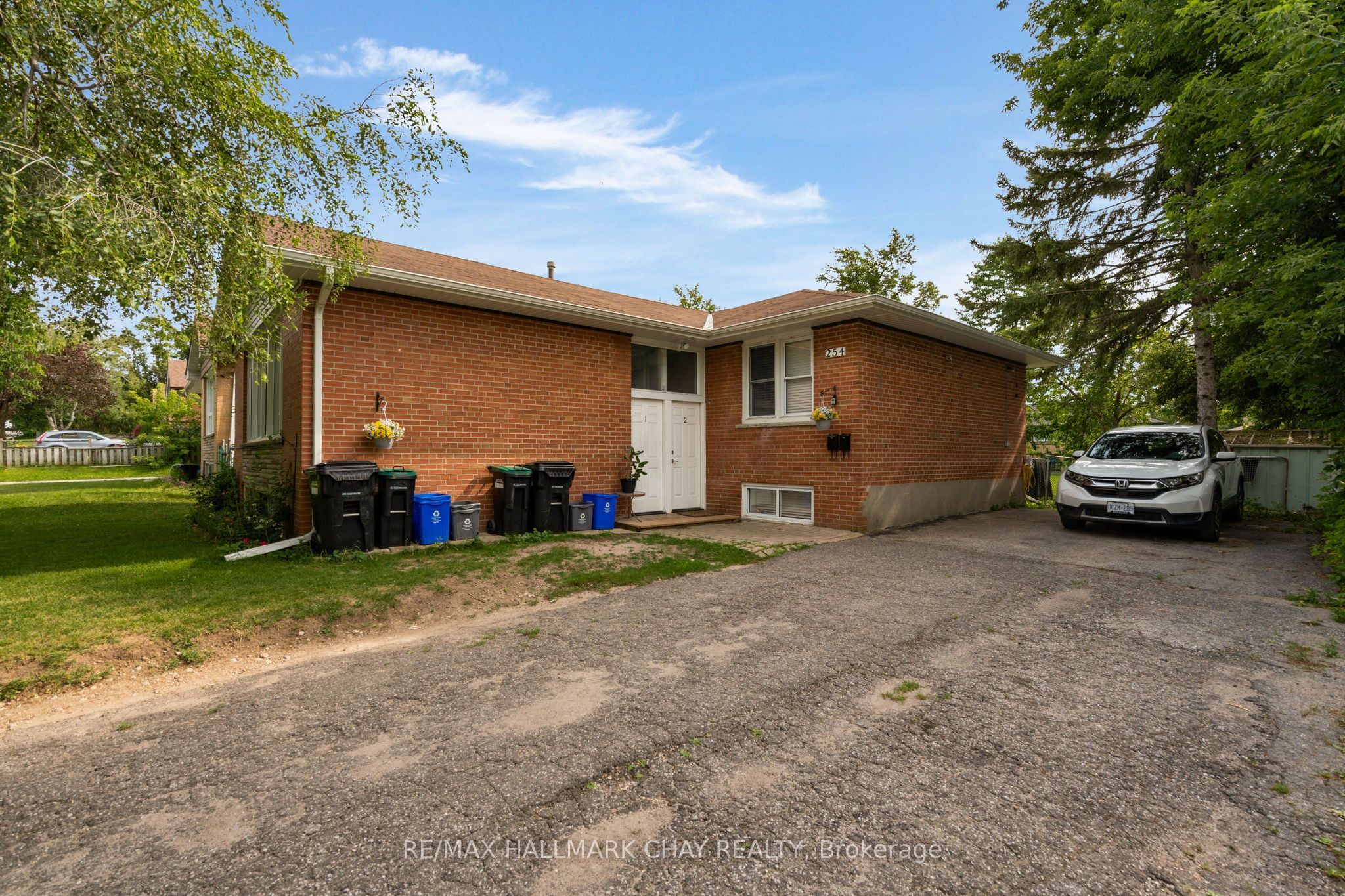 254 St Vincent Street, Barrie, ON L4M 3Z8 photo 3