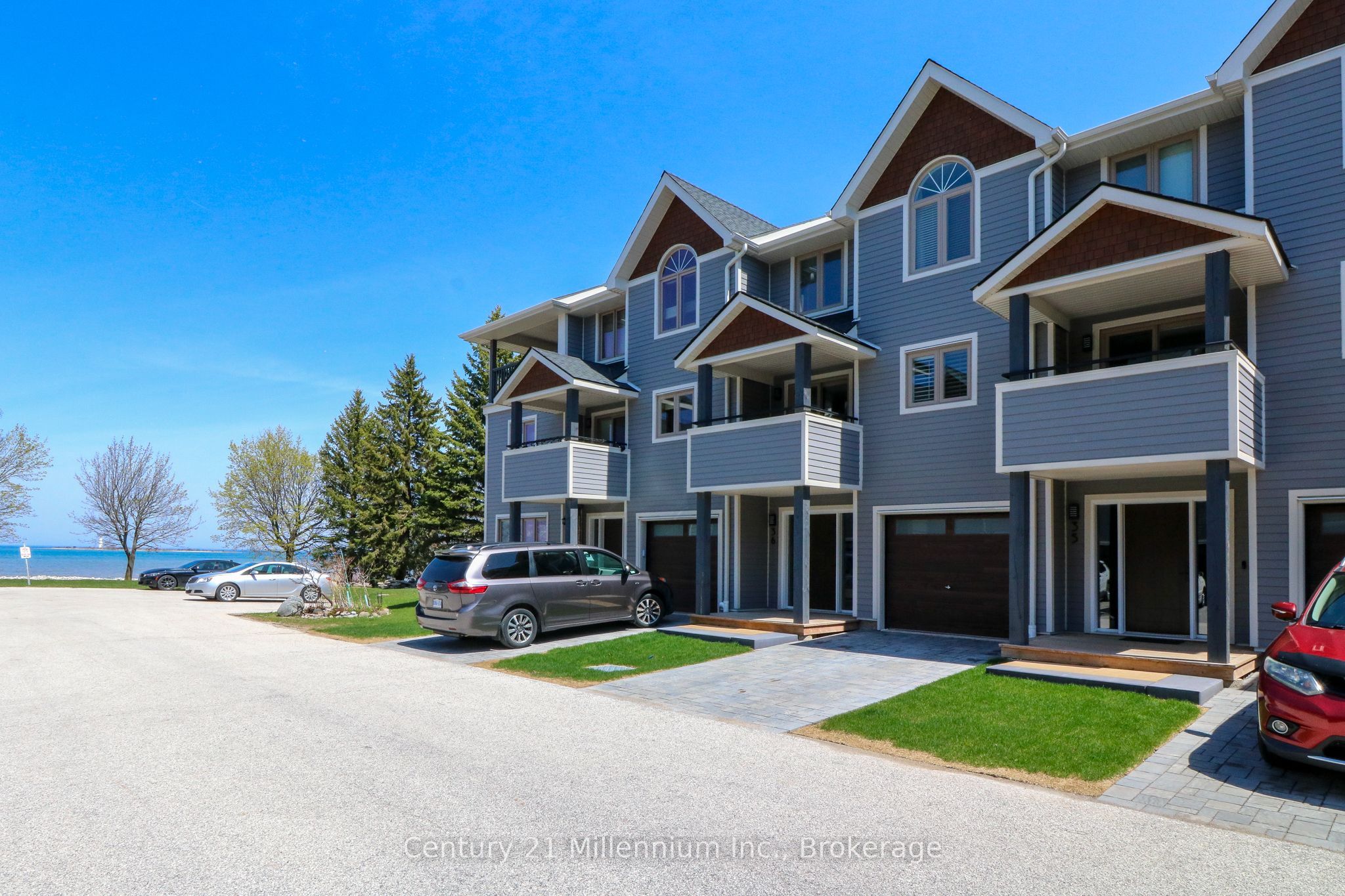 36 Lighthouse Lane E, Collingwood, ON L9Y 5C8 photo 4