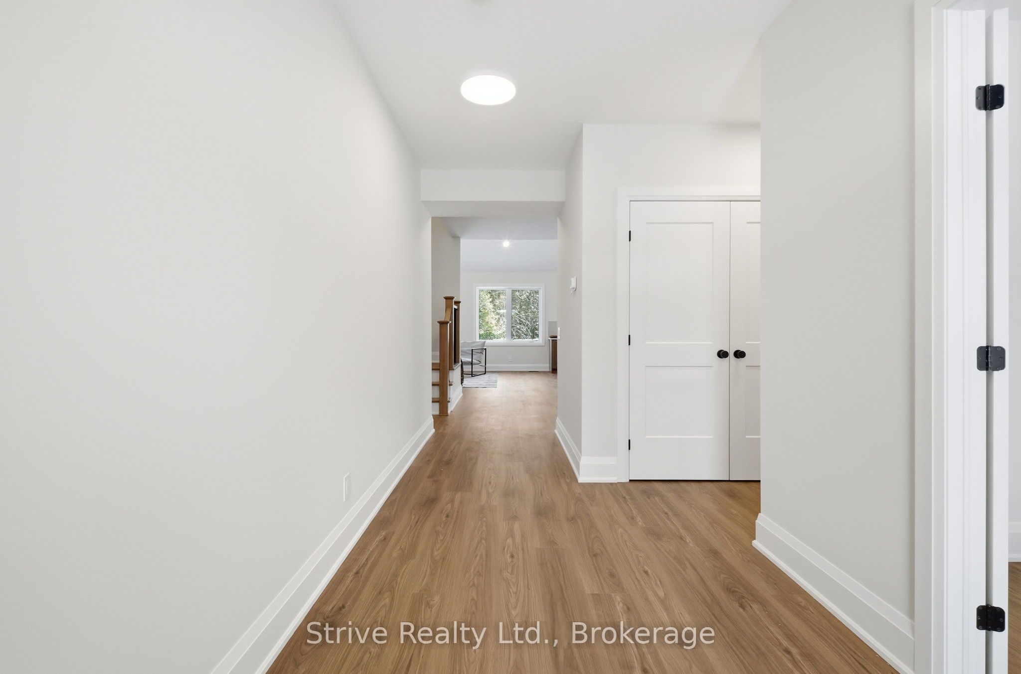 29 Northland Court, Oro-Medonte, ON L9J 1C4 photo 4
