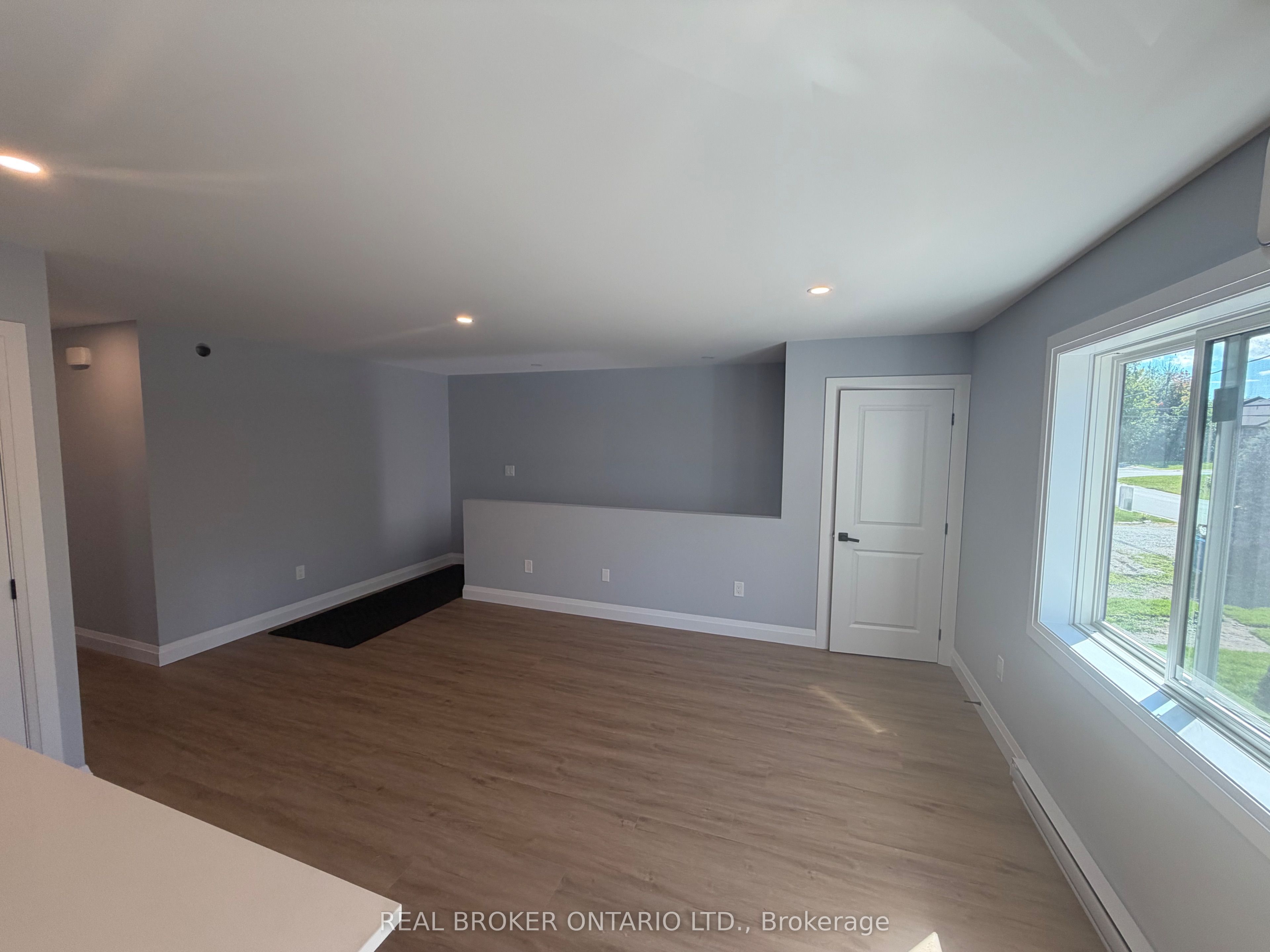 4383 Huronia Road 3, Severn, ON L3V 0G7 photo 4