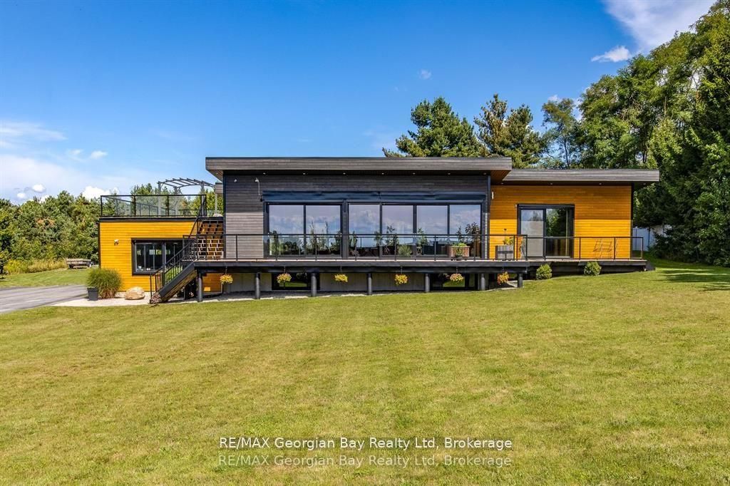 165 Wilson Road, Midland, ON L4R 4K4 photo 2
