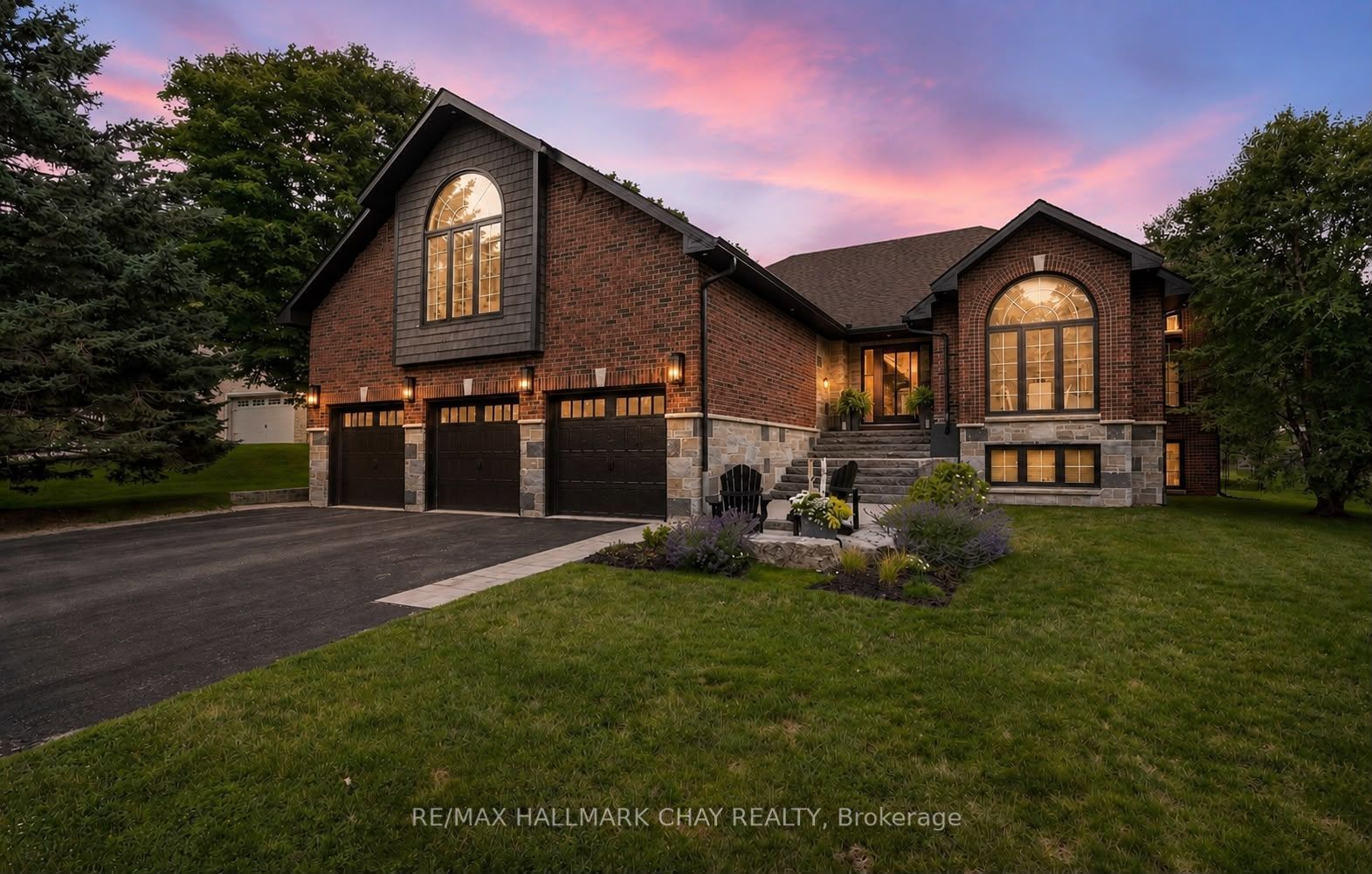 32 Forest Hill Drive, Springwater, ON L0L 1X0 photo 2