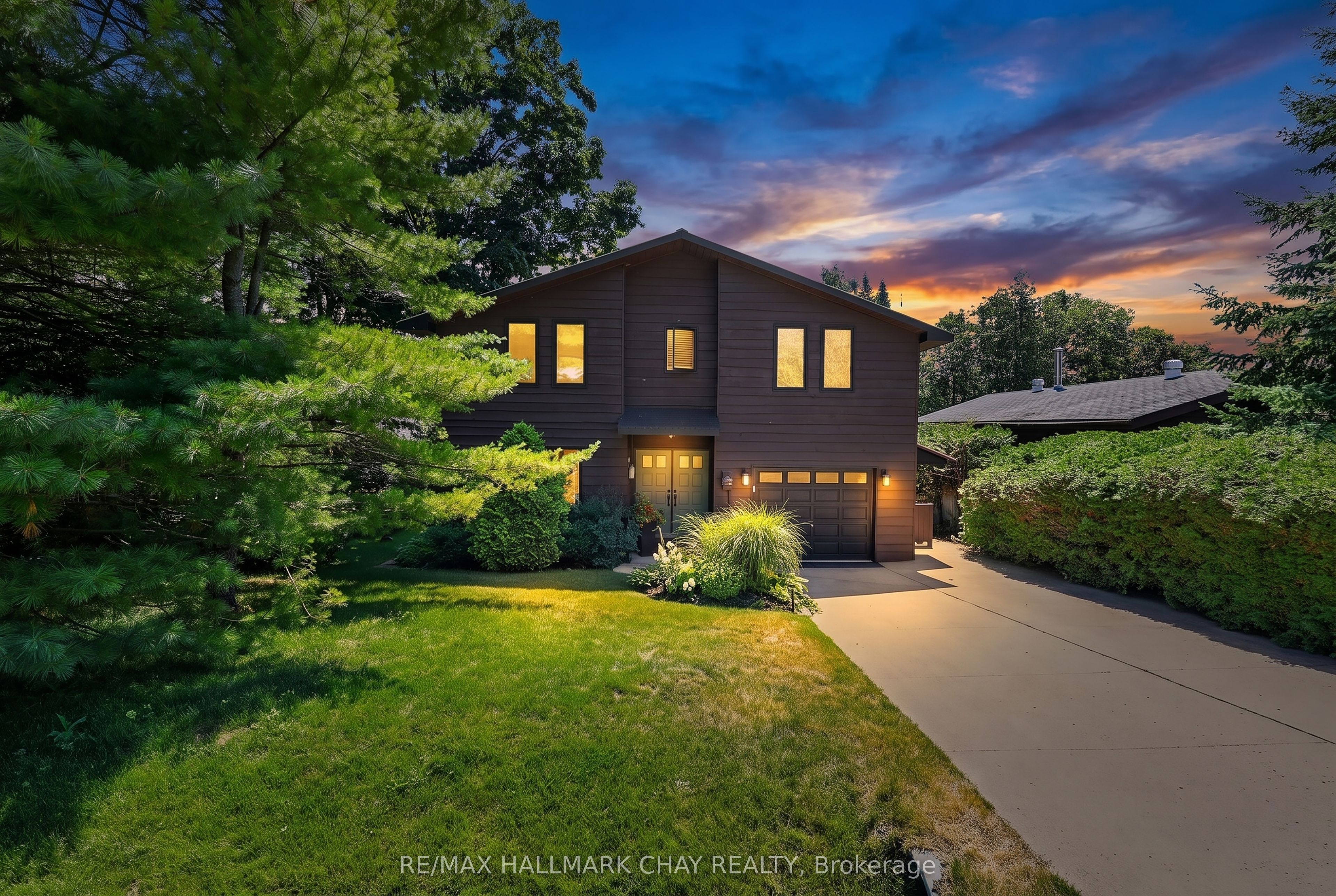 2289 Lakeshore Road E, Oro-Medonte, ON L0L 1T0 photo 3