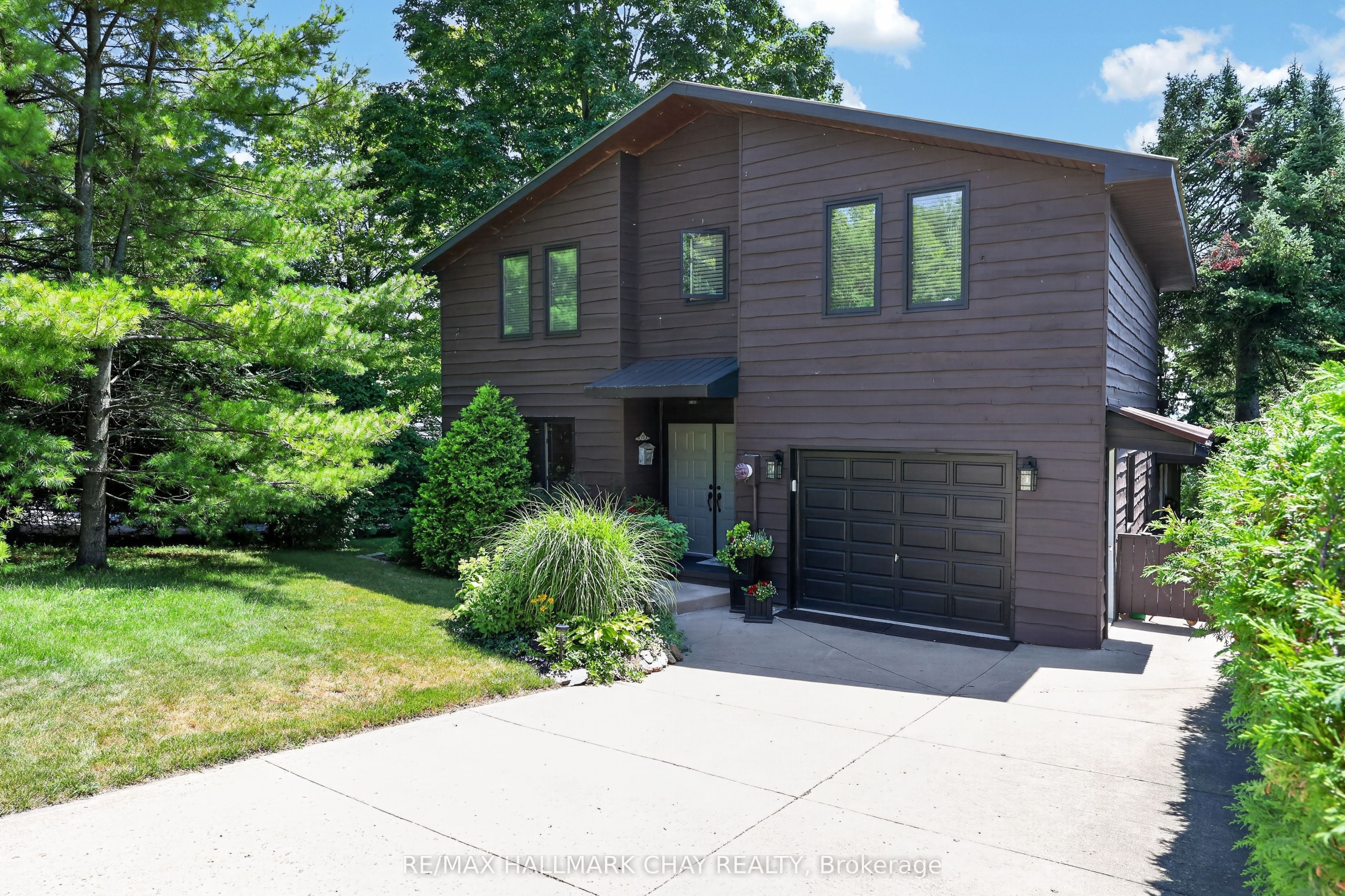 2289 Lakeshore Road E, Oro-Medonte, ON L0L 1T0 photo 4