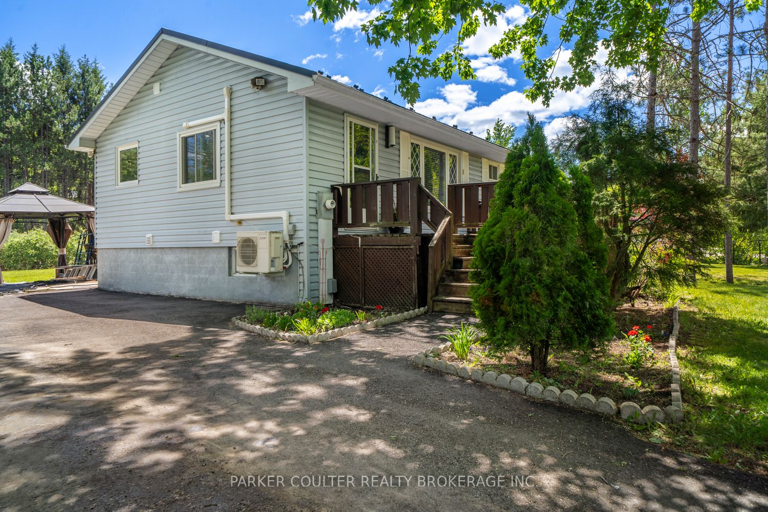 8020 Park Lane Crescent, Severn, ON L0K 2B0 photo 3