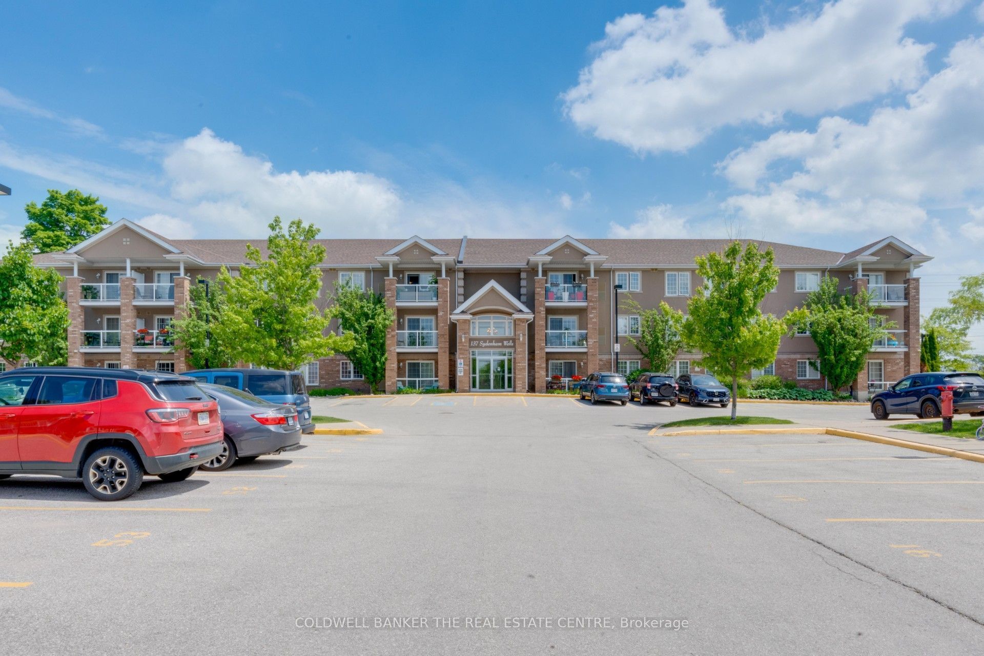 137 Sydenham Wells Drive 15, Barrie, ON L4M 0G7