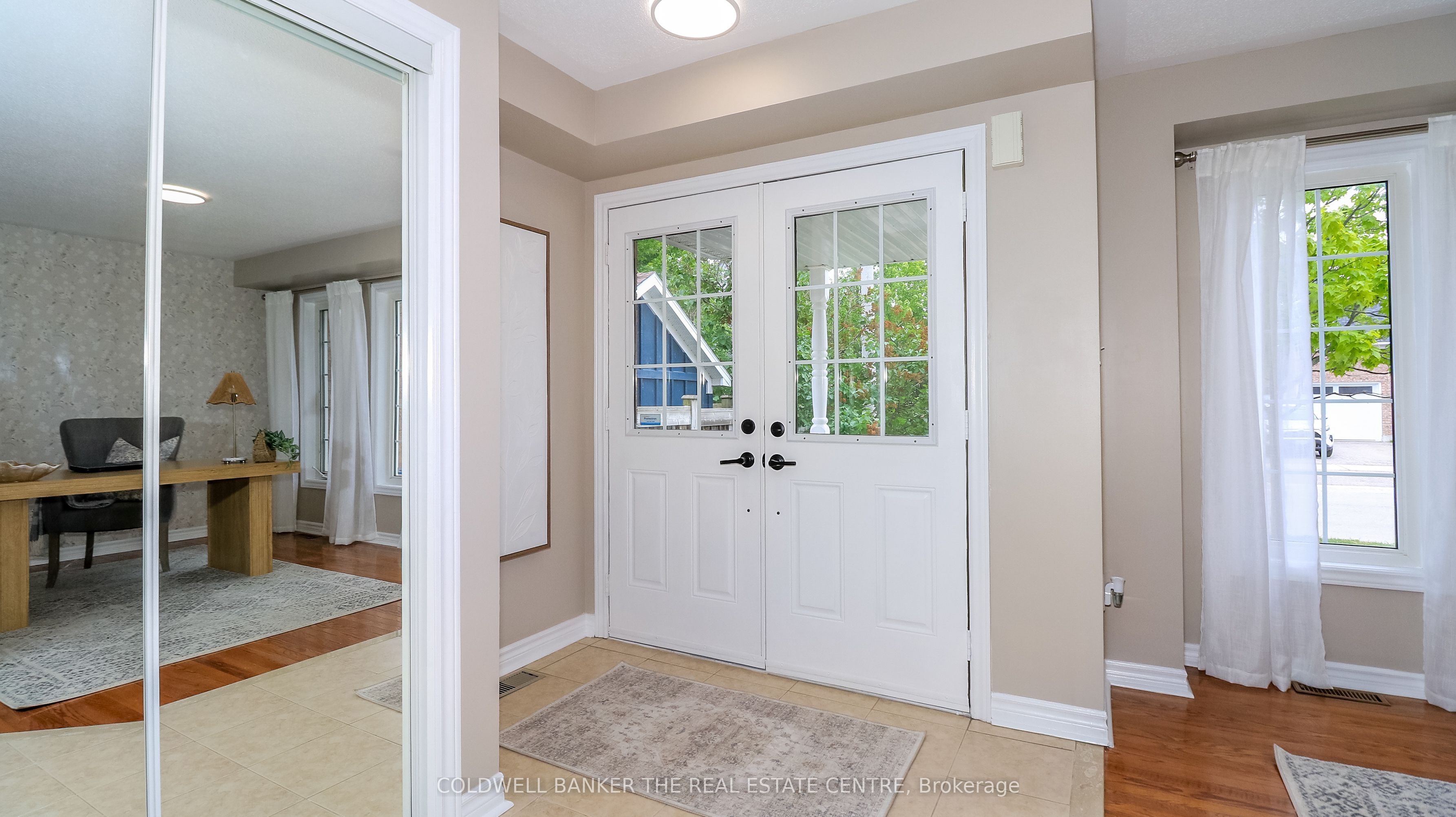 22 Maple Crown Terrace, Barrie, ON L4M 7H4 photo 5