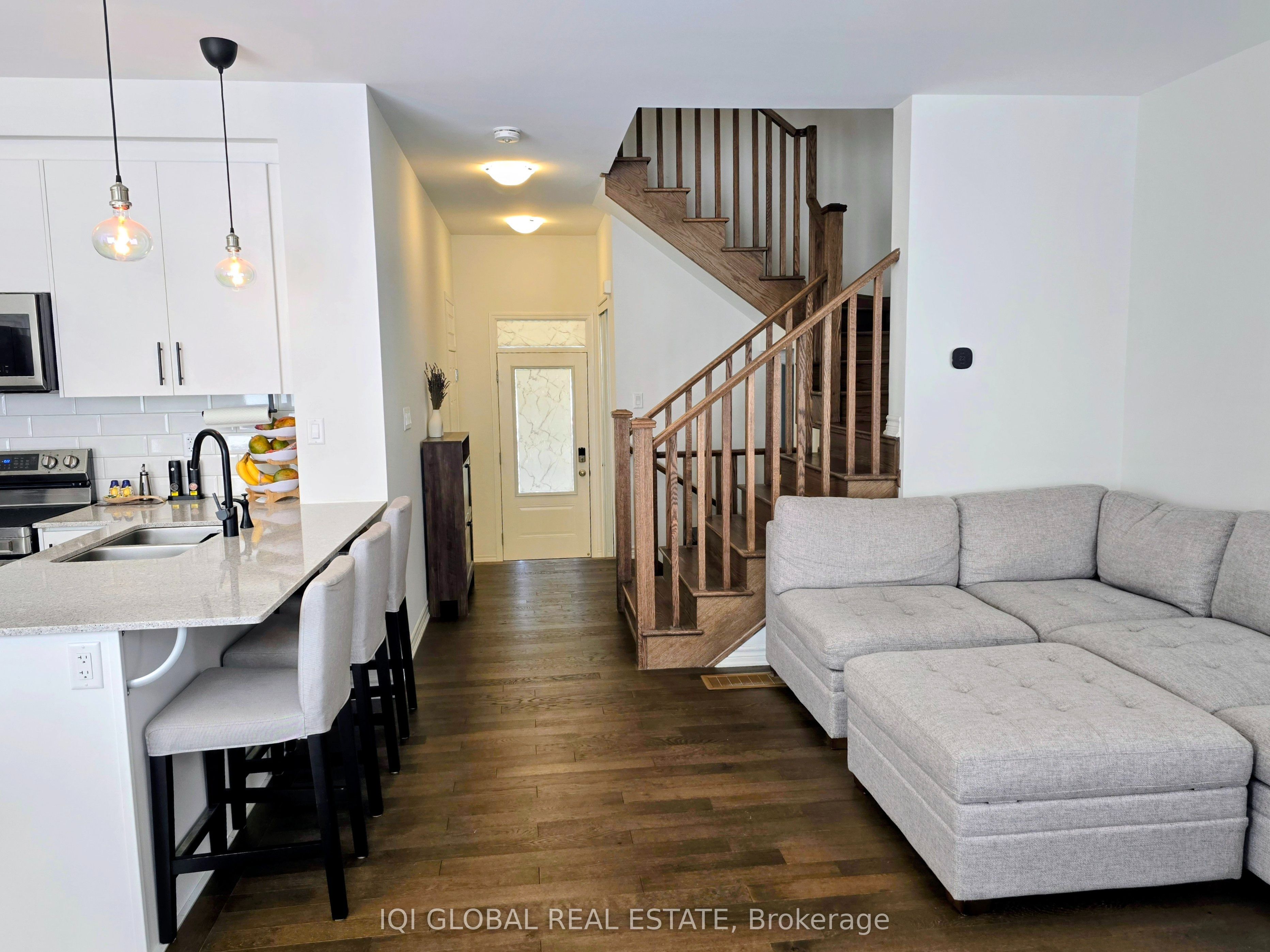 357 Reid Drive, Barrie, ON L9J 1A2 photo 4