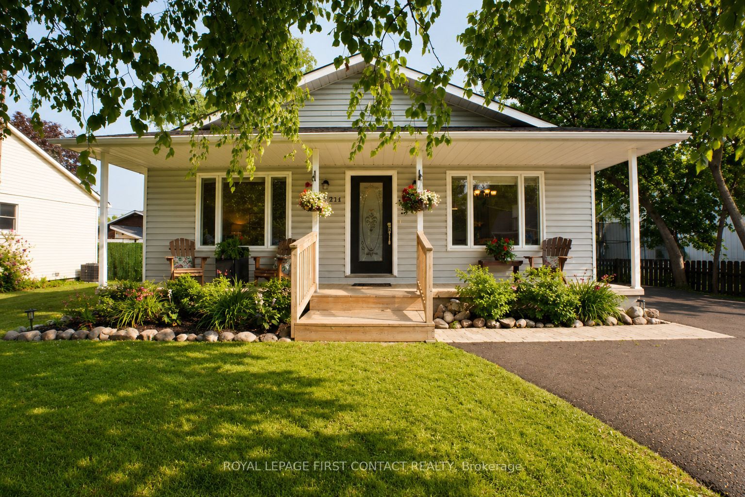 214 Point Street, Clearview, ON L0M 1S0