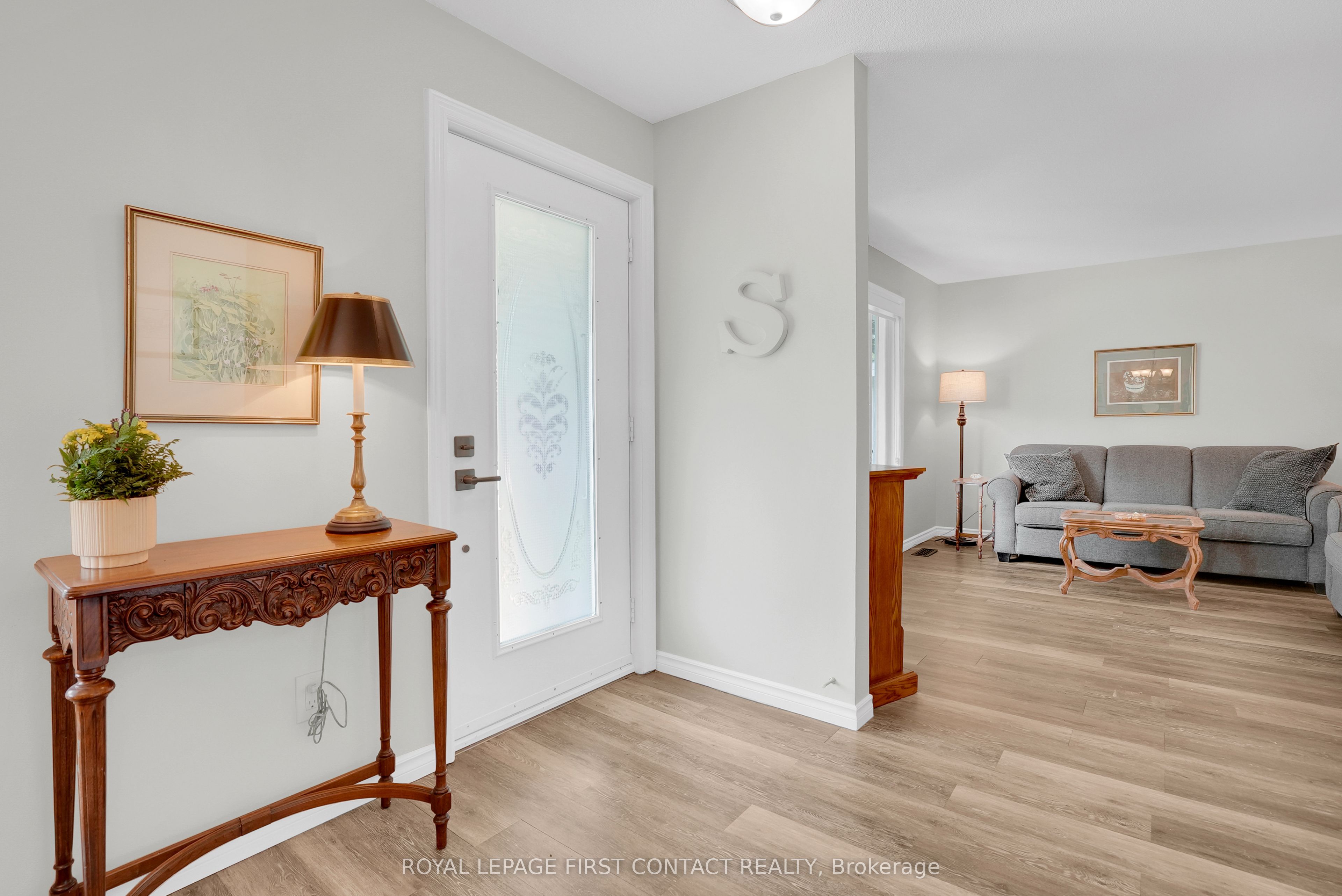 214 Point Street, Clearview, ON L0M 1S0 photo 4
