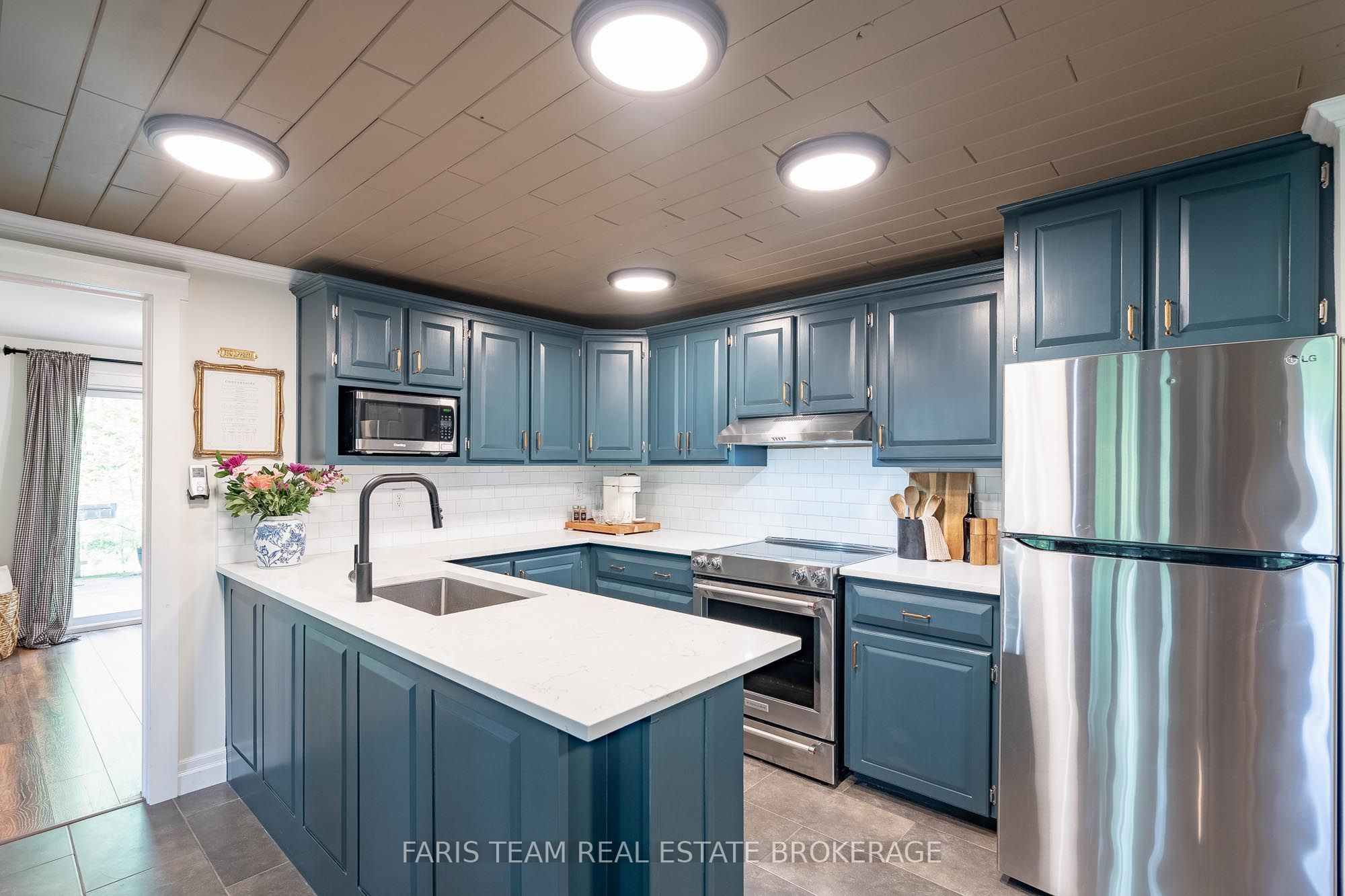 49 Huronwoods Drive, Oro-Medonte, ON L0K 1E0 photo 5