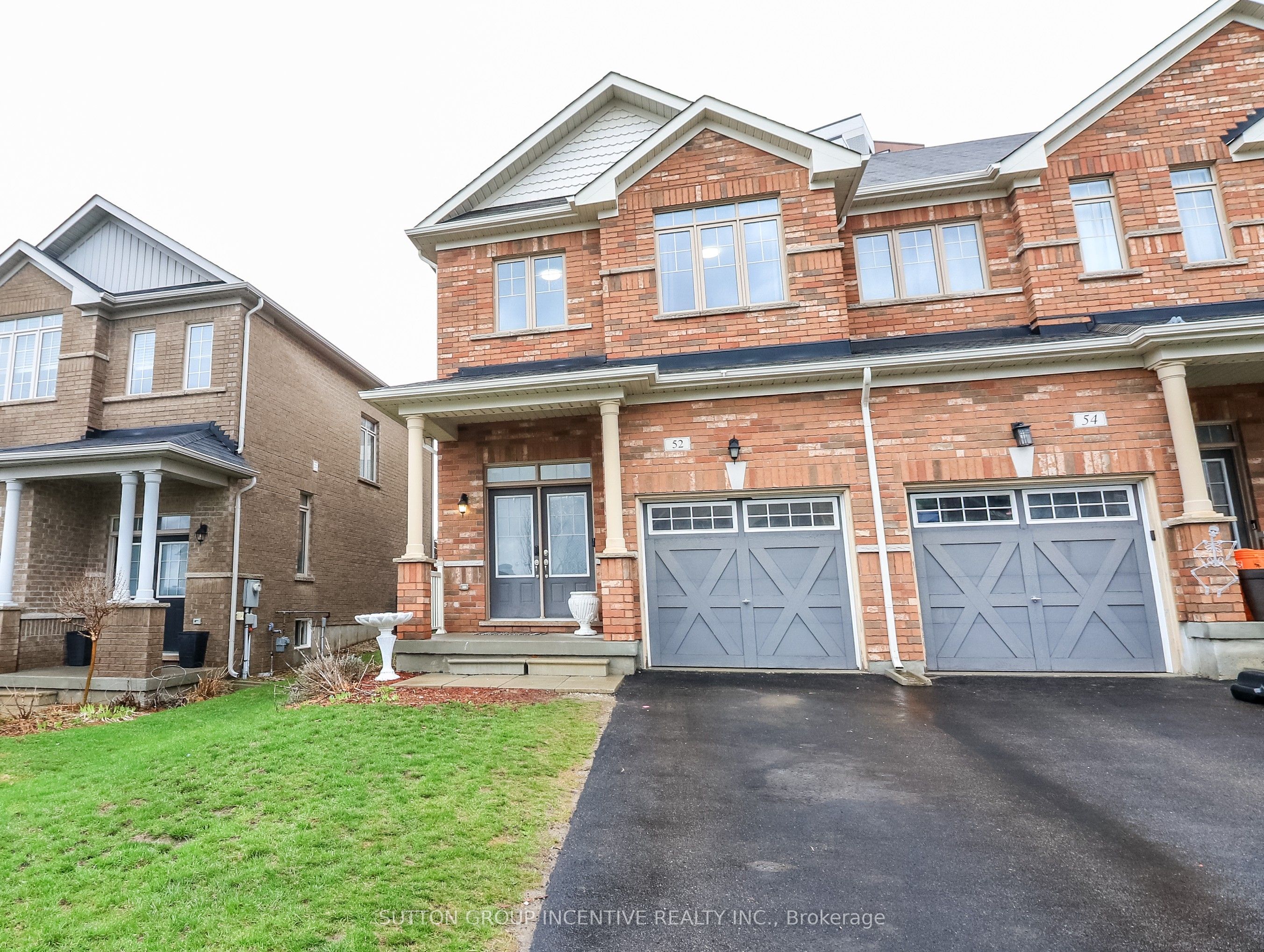 52 Snelgrove Crescent, Barrie, ON L4N 6R6