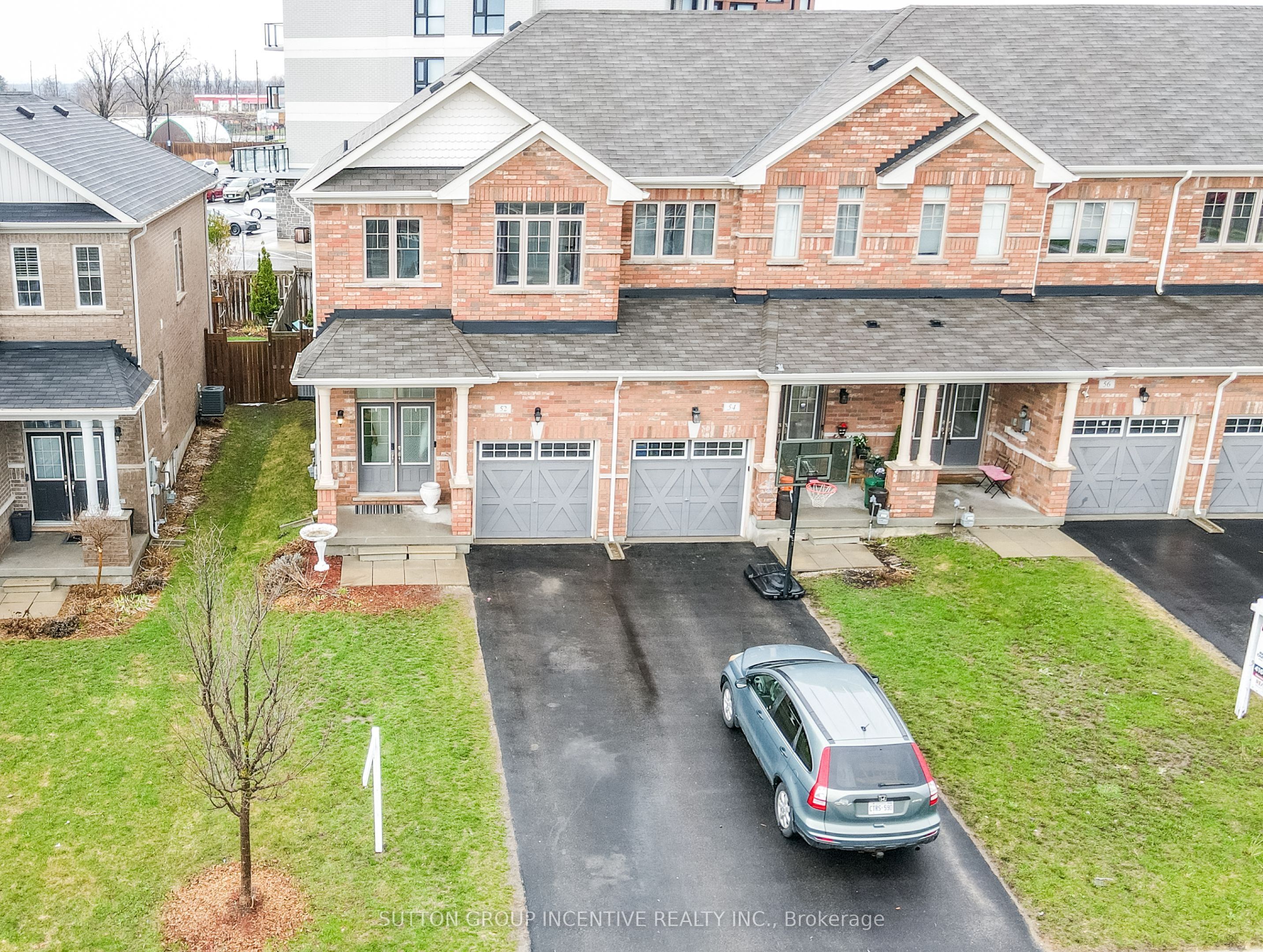 52 Snelgrove Crescent, Barrie, ON L4N 6R6 photo 2