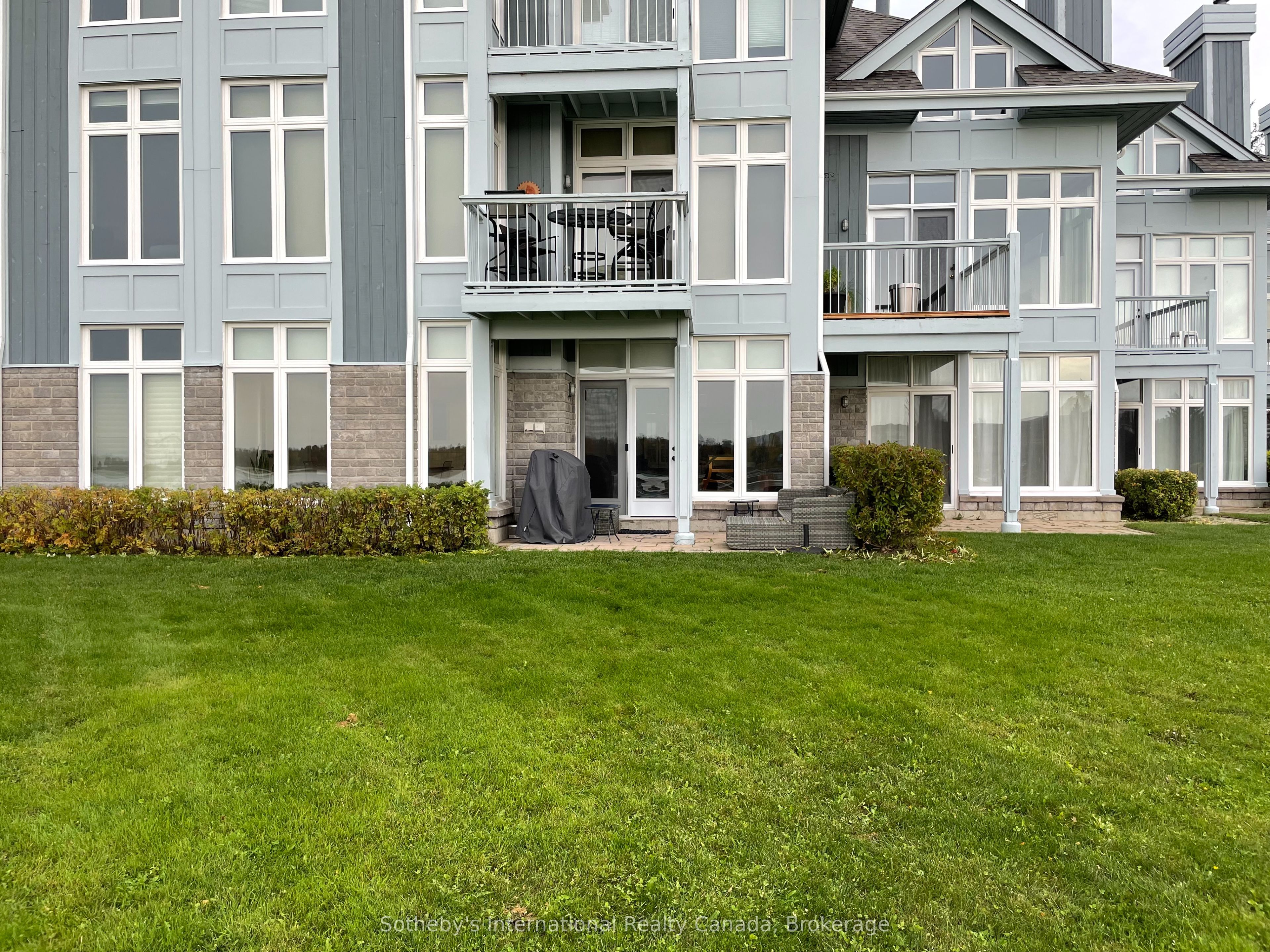 871 SUNCREST Circle, Collingwood, ON L9Y 5C7 photo 2