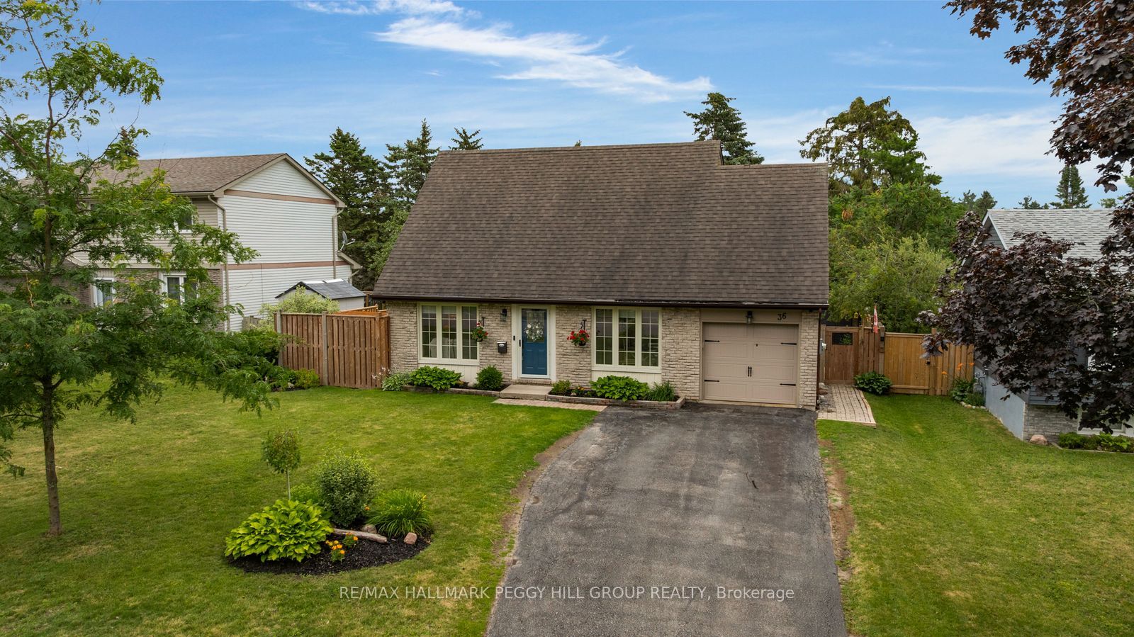 36 Lillian Crescent, Barrie, ON L4N 4P6