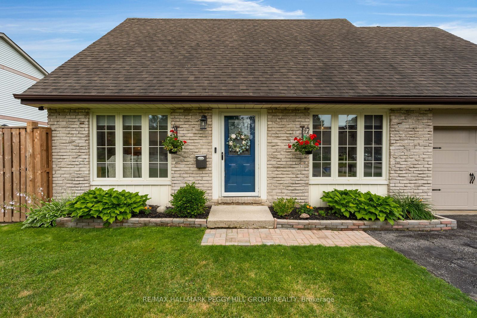 36 Lillian Crescent, Barrie, ON L4N 4P6 photo 2
