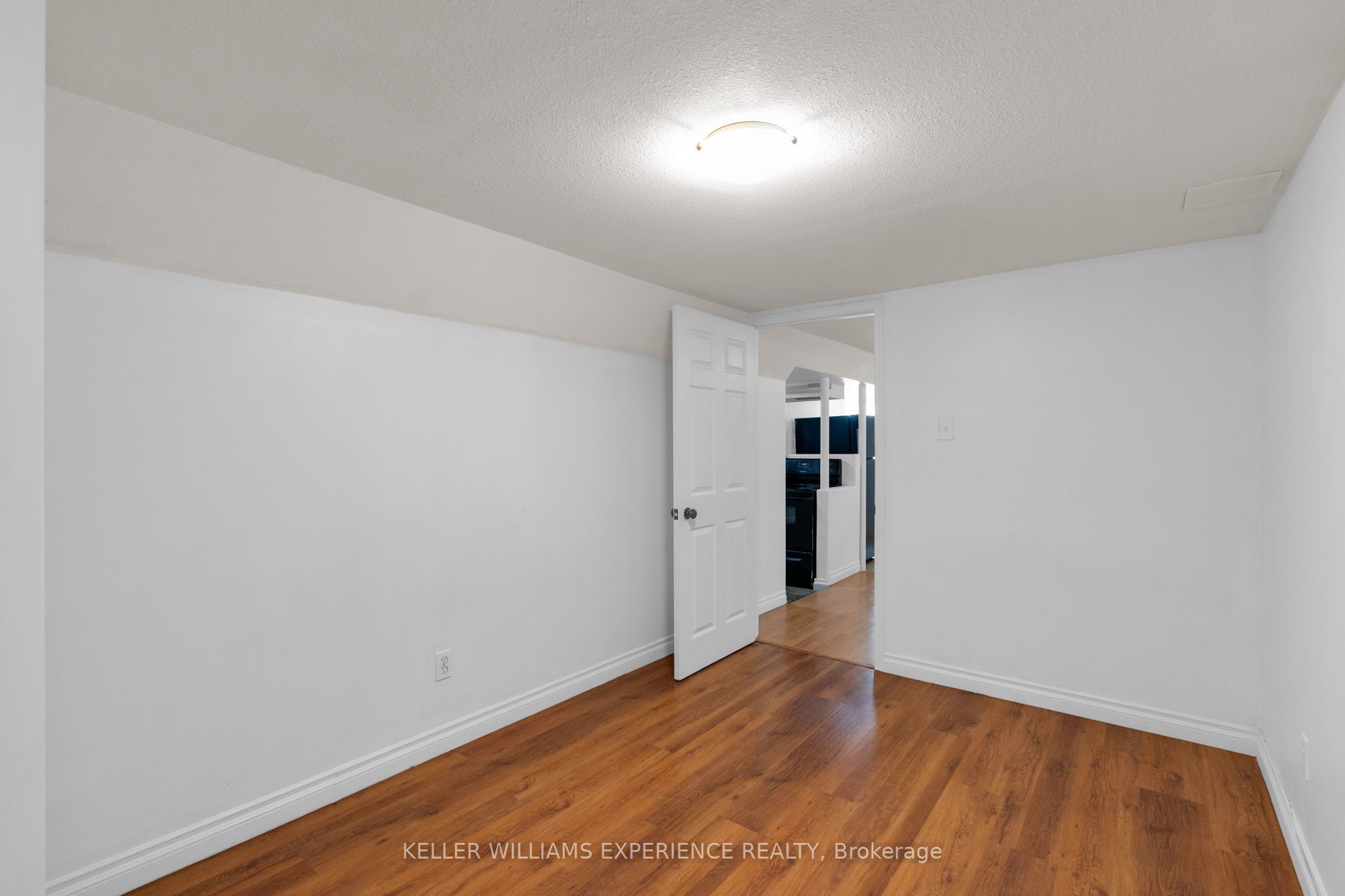 49 Daphne Crescent, Barrie, ON L4M 2Y7 photo 3