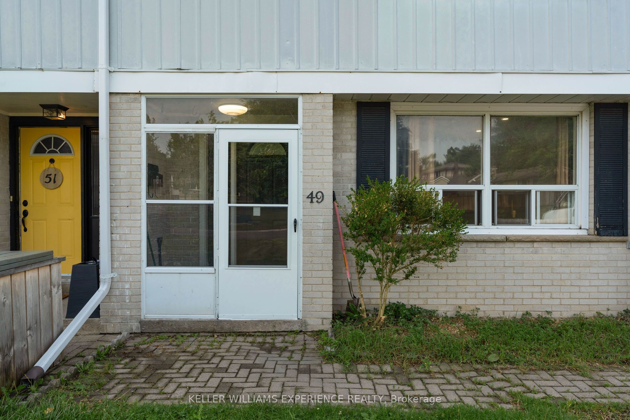 49 Daphne Crescent, Barrie, ON L4M 2Y7 photo 4