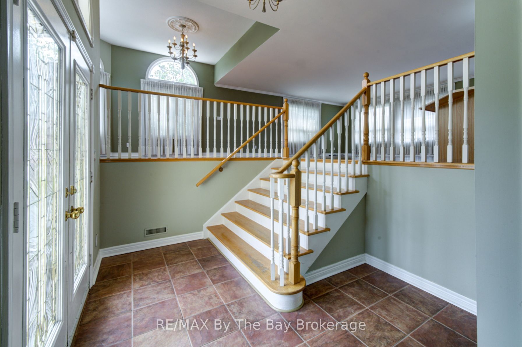 452 Ramblewood Drive, Wasaga Beach, ON L9Z 1P4 photo 3