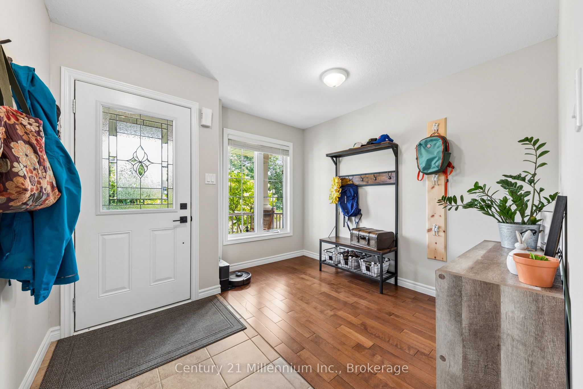 28 Patton Street, Collingwood, ON L9Y 0E4 photo 3