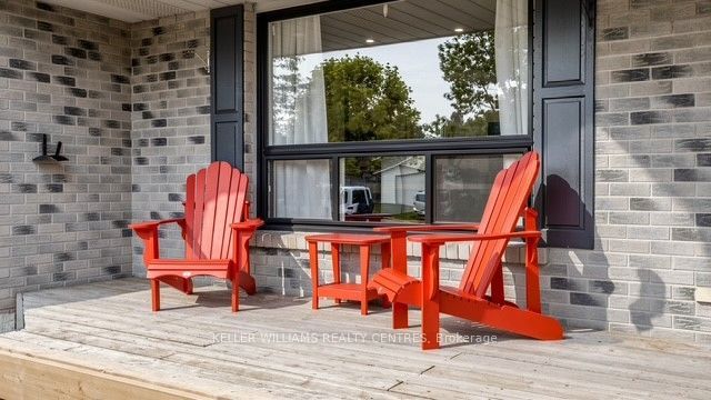 29 Bronte Crescent Upper, Barrie, ON L4N 5B8 photo 2