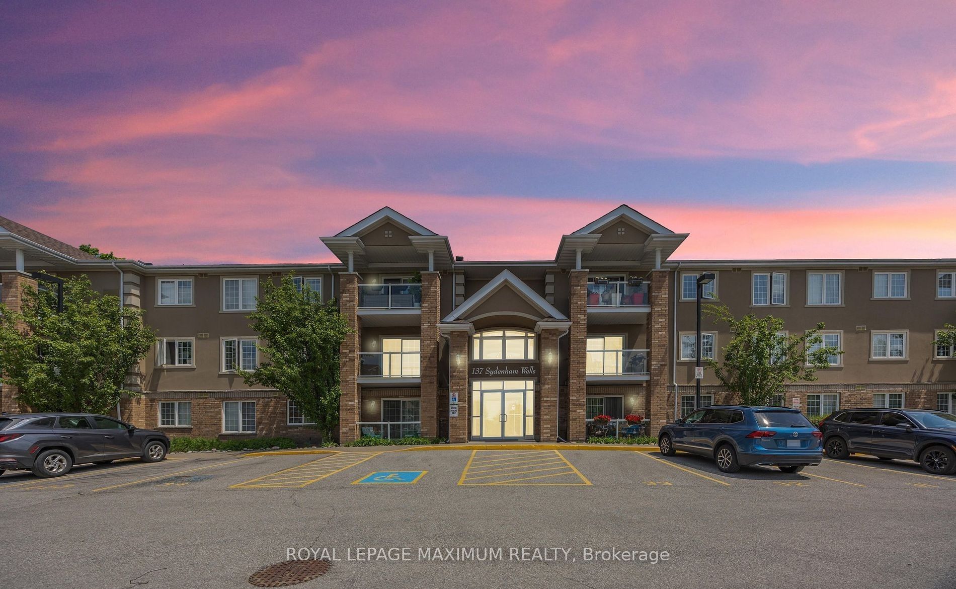 137 Sydenham Wells N/A N 29, Barrie, ON L4M 0G7 photo 2