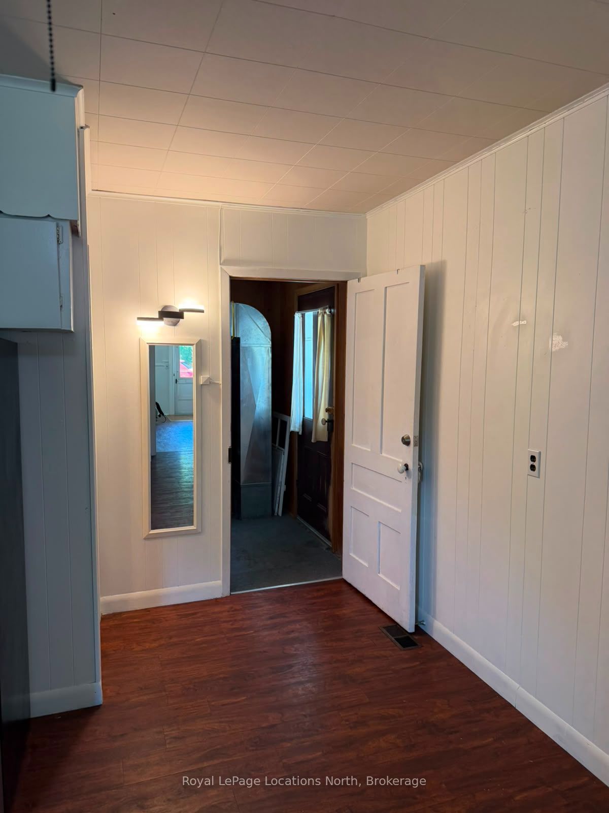 85 Fourth Street W, Collingwood, ON L9Y 1R5 photo 3