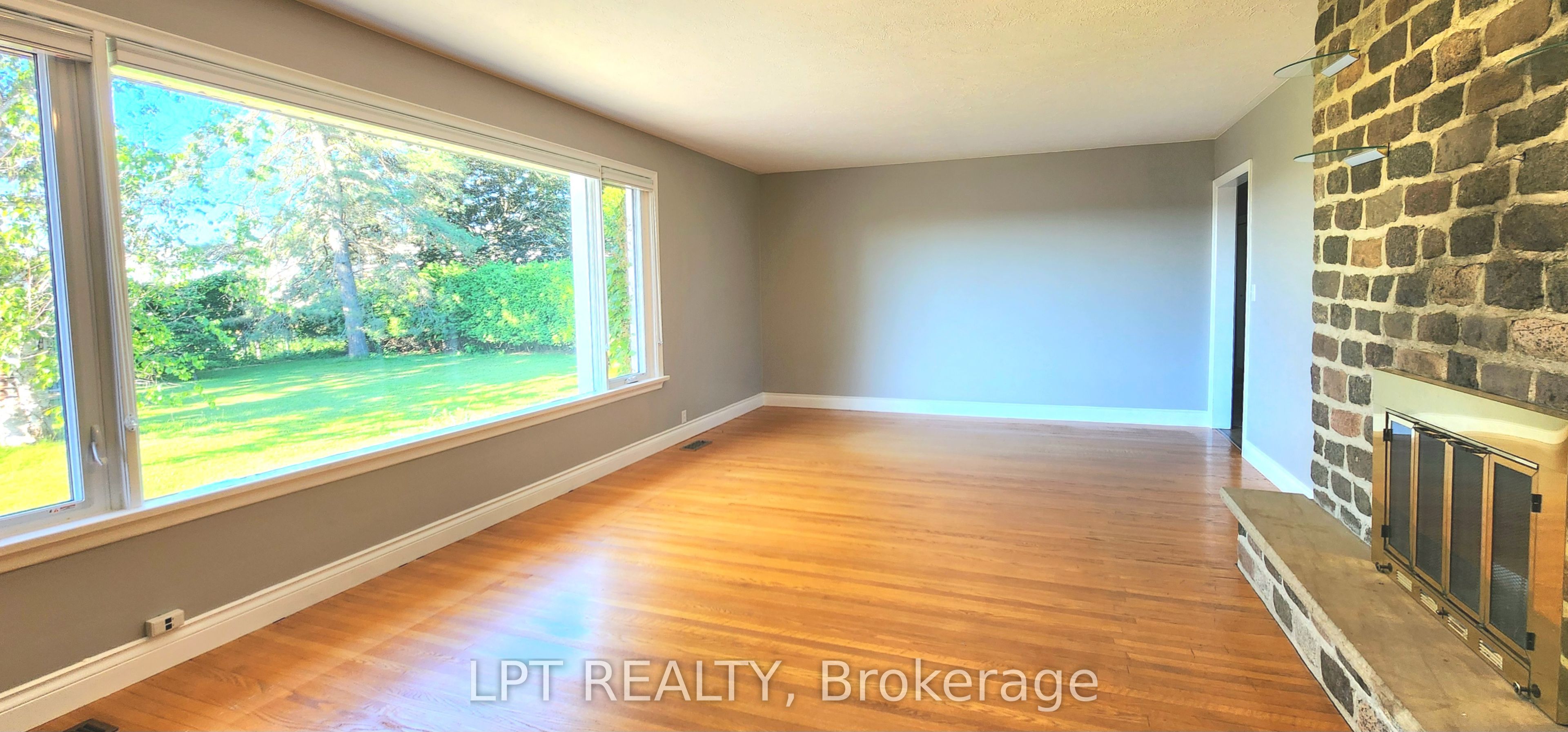 585 Mapleview Drive E, Barrie, ON L9J 0C3 photo 5