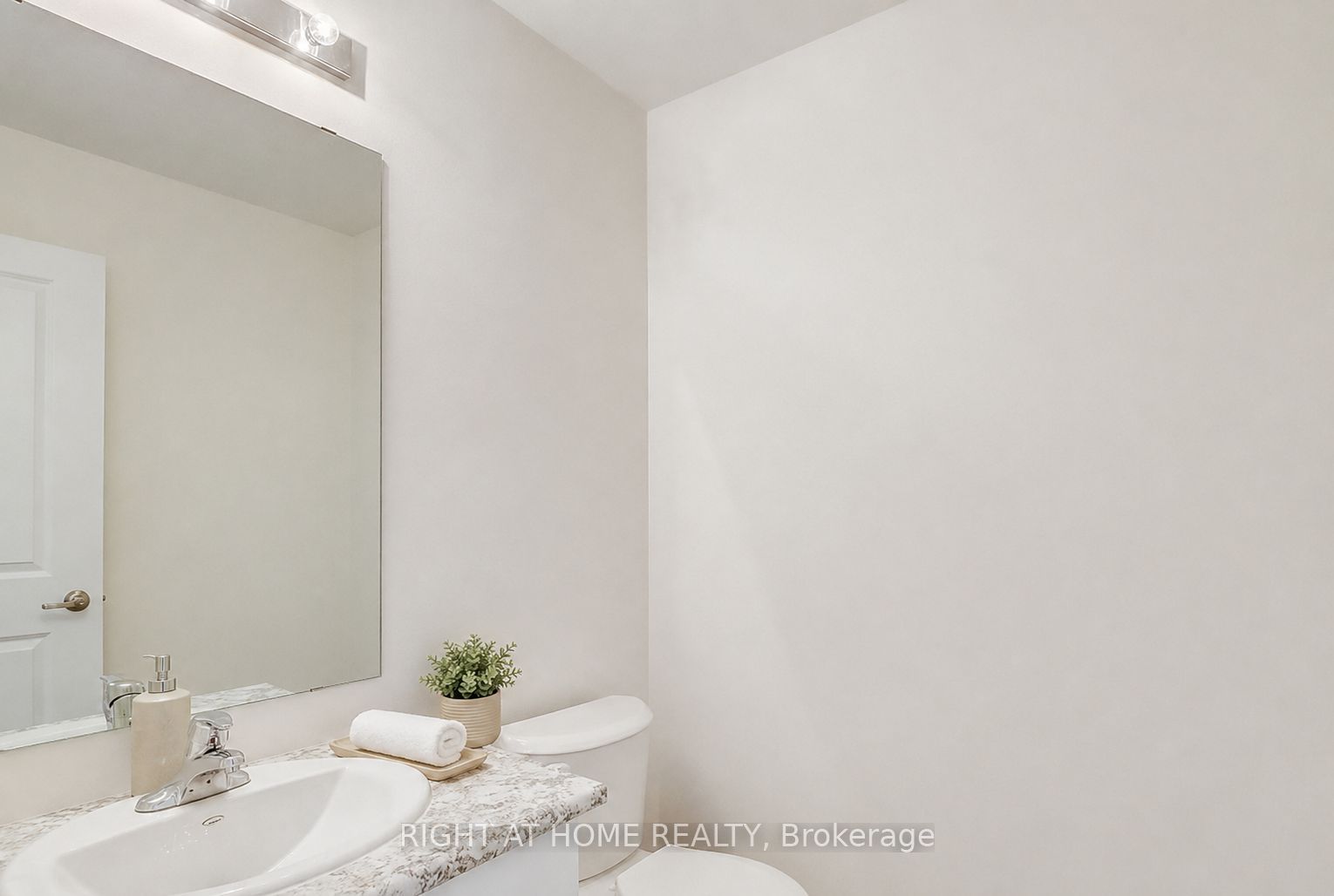 108 Nottingham Road, Barrie, ON L9J 0L4 photo 4