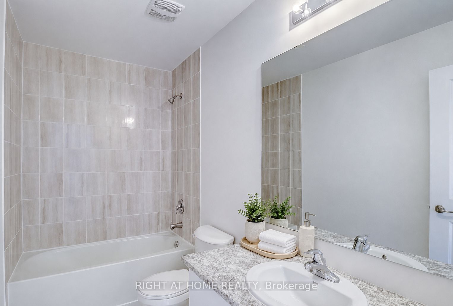 108 Nottingham Road, Barrie, ON L9J 0L4 photo 5