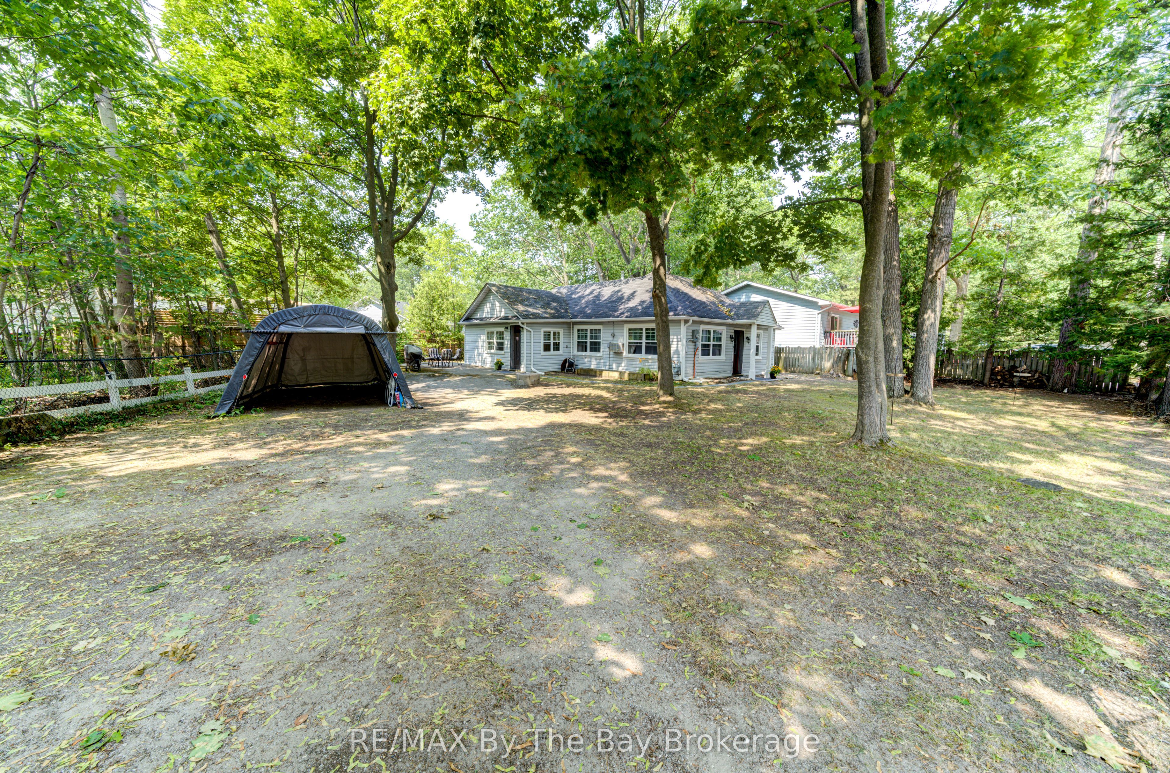 110 24TH Street N, Wasaga Beach, ON L9Z 2E7 photo 5
