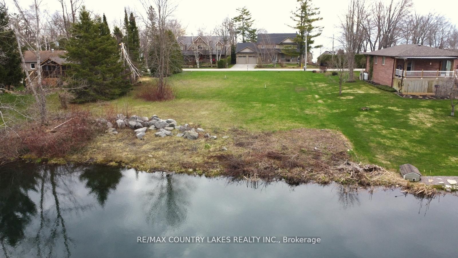 36 Southview Dr R.R.#3, Brechin Drive S, Ramara, ON L0K 1B0 photo 3