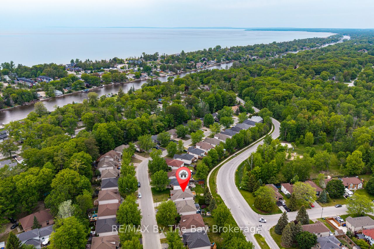 39 Rose Valley Way, Wasaga Beach, ON L9Z 3C5 photo 3
