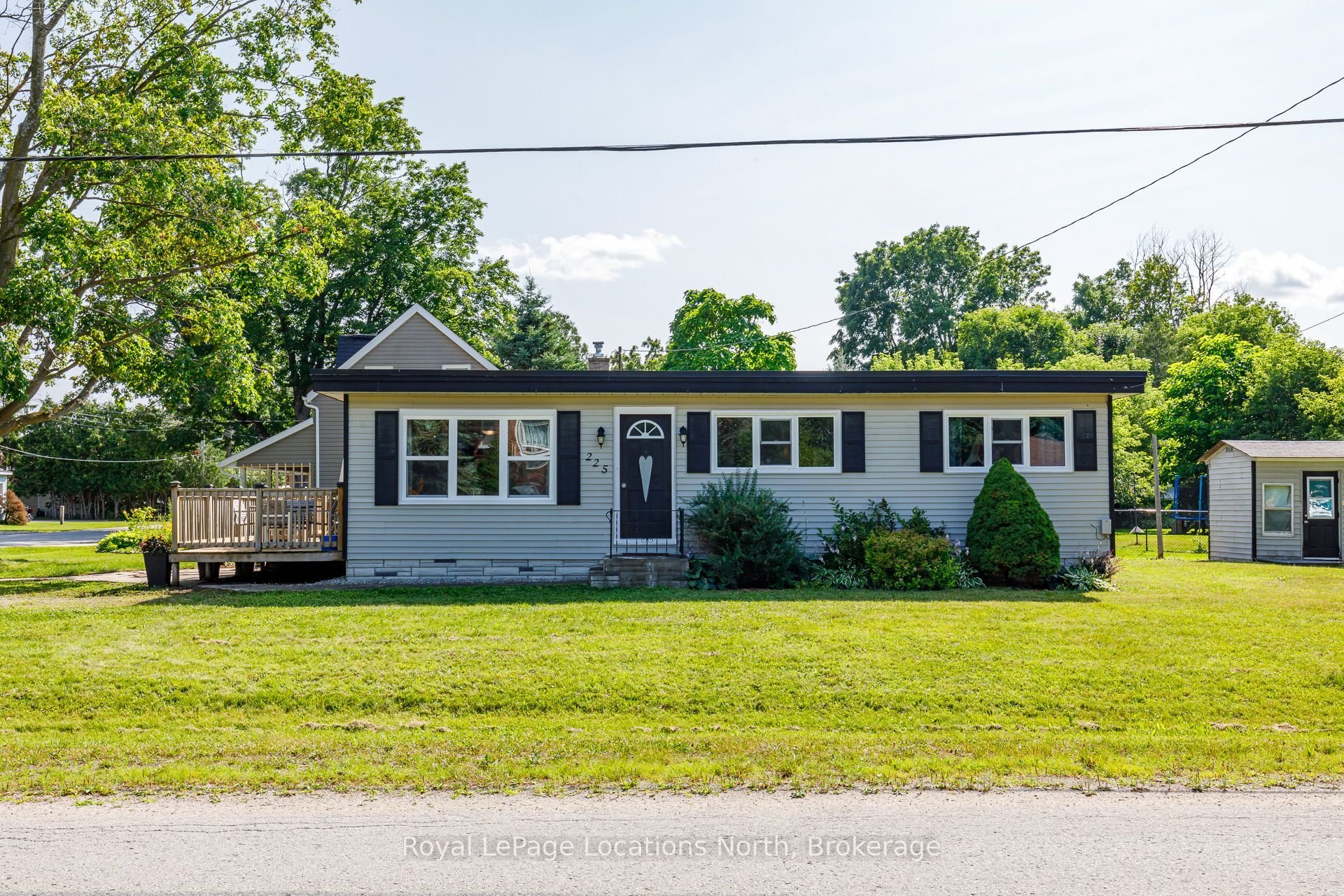 225 Cherry Street, Clearview, ON L0M 1S0 photo 4